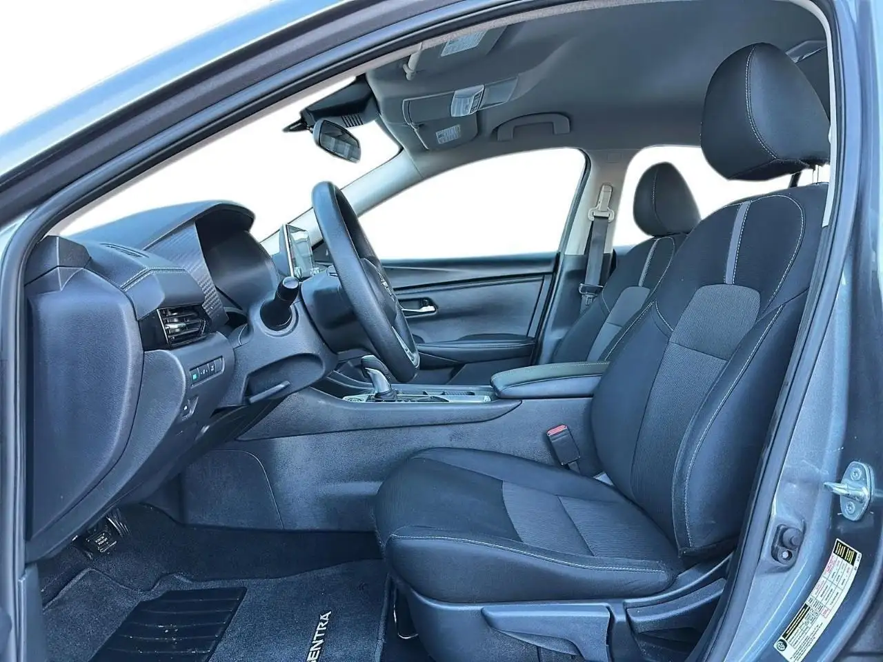 Nissan Sentra снимка Nissan Sentra