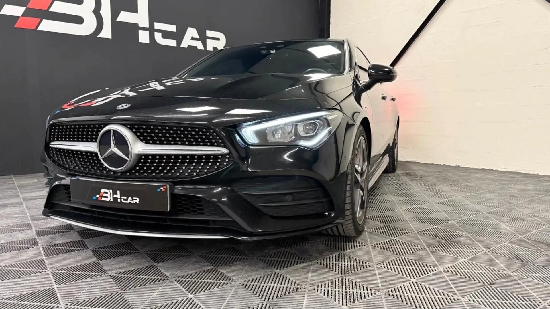 Mercedes-Benz CLA 200 Classe SHOOTING BRAKE 2.0 200 D 150 AMG LINE 8G-DC Nero - 2
