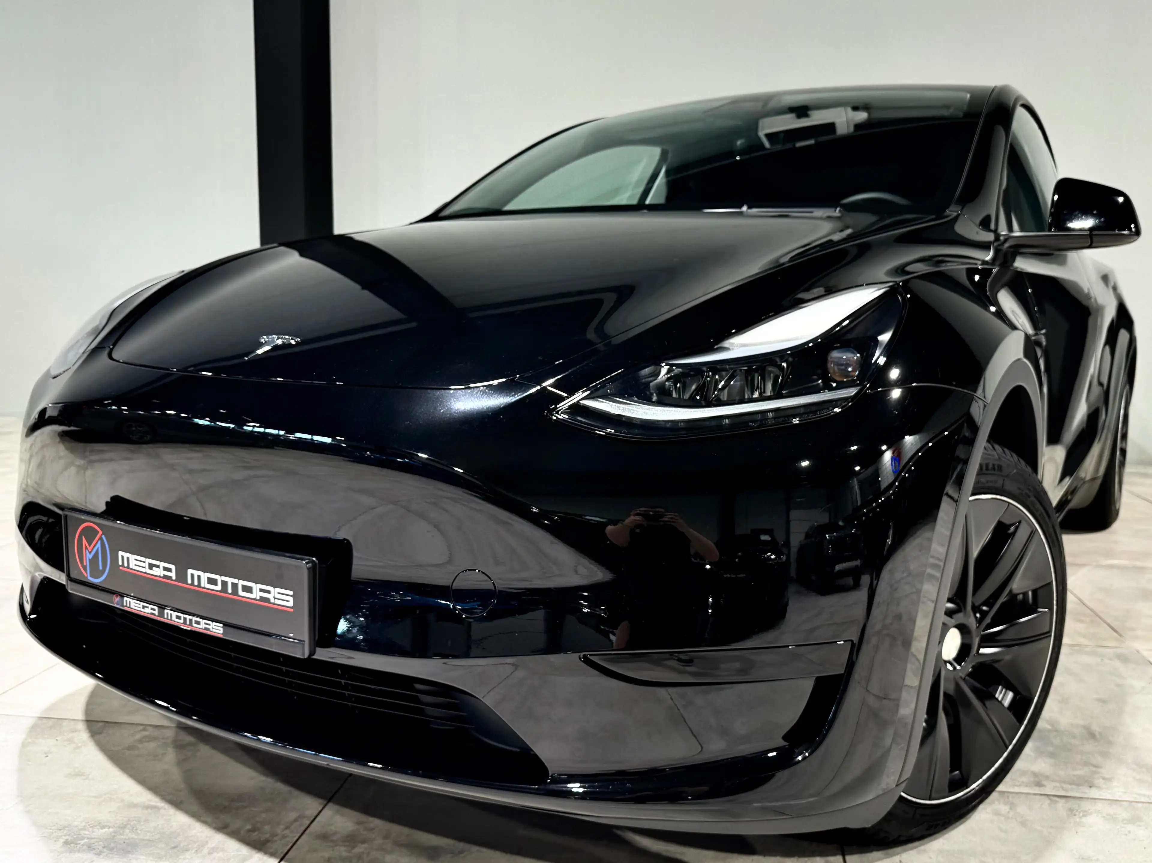 Tesla Model Y DUAL MOTOR 514CV 06/2023 !! TVA-BTW iNCLUSiEF !! 4X4 !! 99.900KM !! DiSPONiBLE !! — photo 3