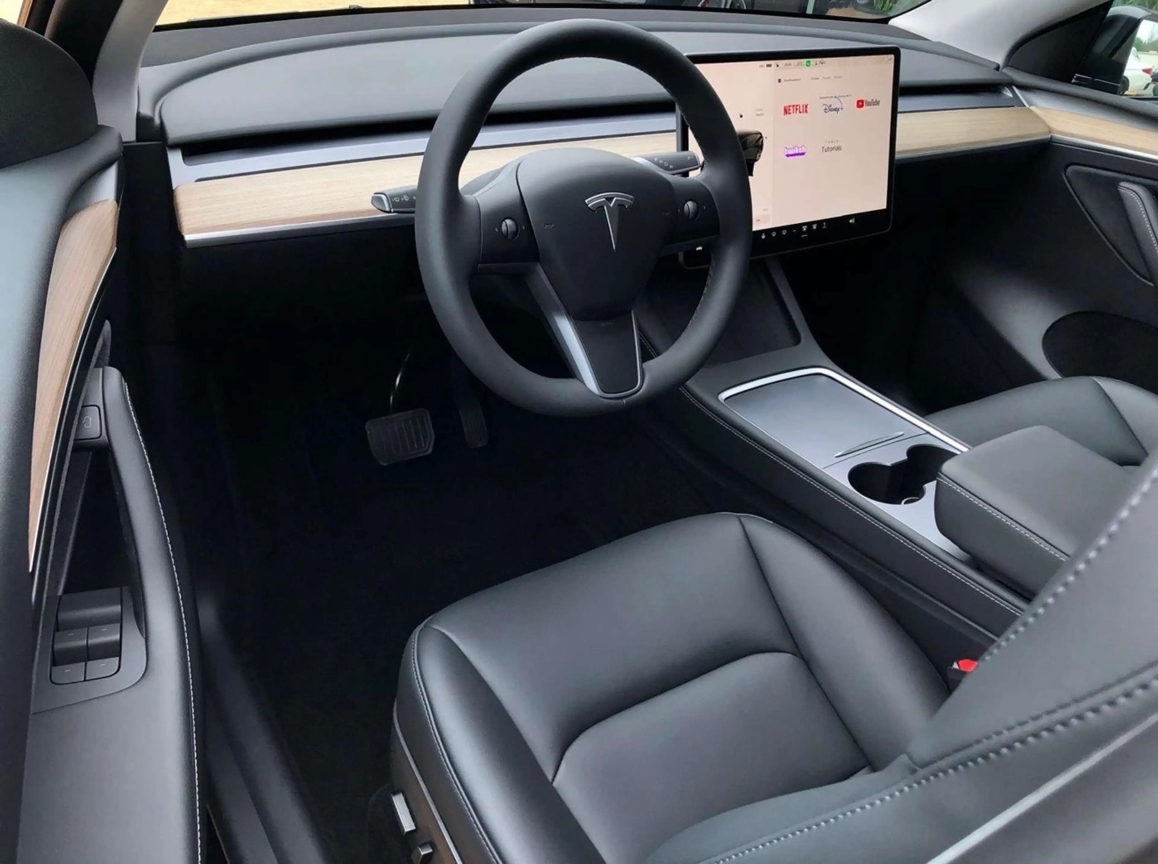 Tesla Model Y DUAL MOTOR 514CV 06/2023 !! TVA-BTW iNCLUSiEF !! 4X4 !! 99.900KM !! DiSPONiBLE !! — photo 10