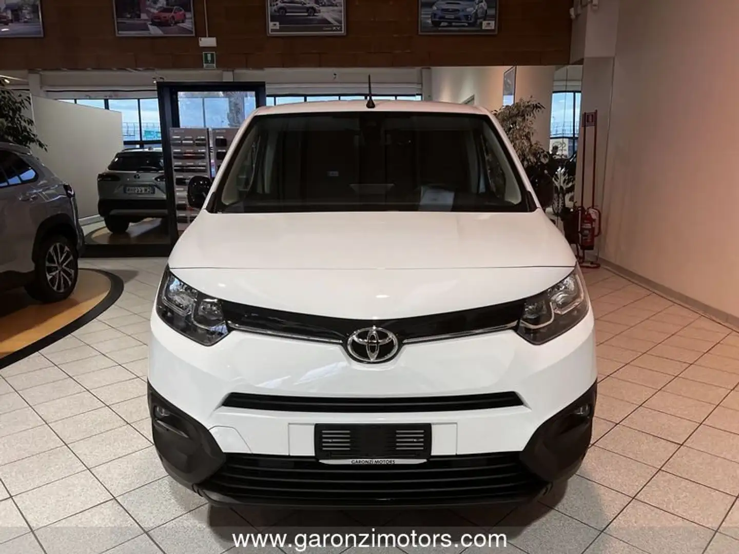 Toyota Proace City 1.5D 100 CV S&S PC 5p. Comfort PREZZO IVA ESCLUSA Bianco - 2