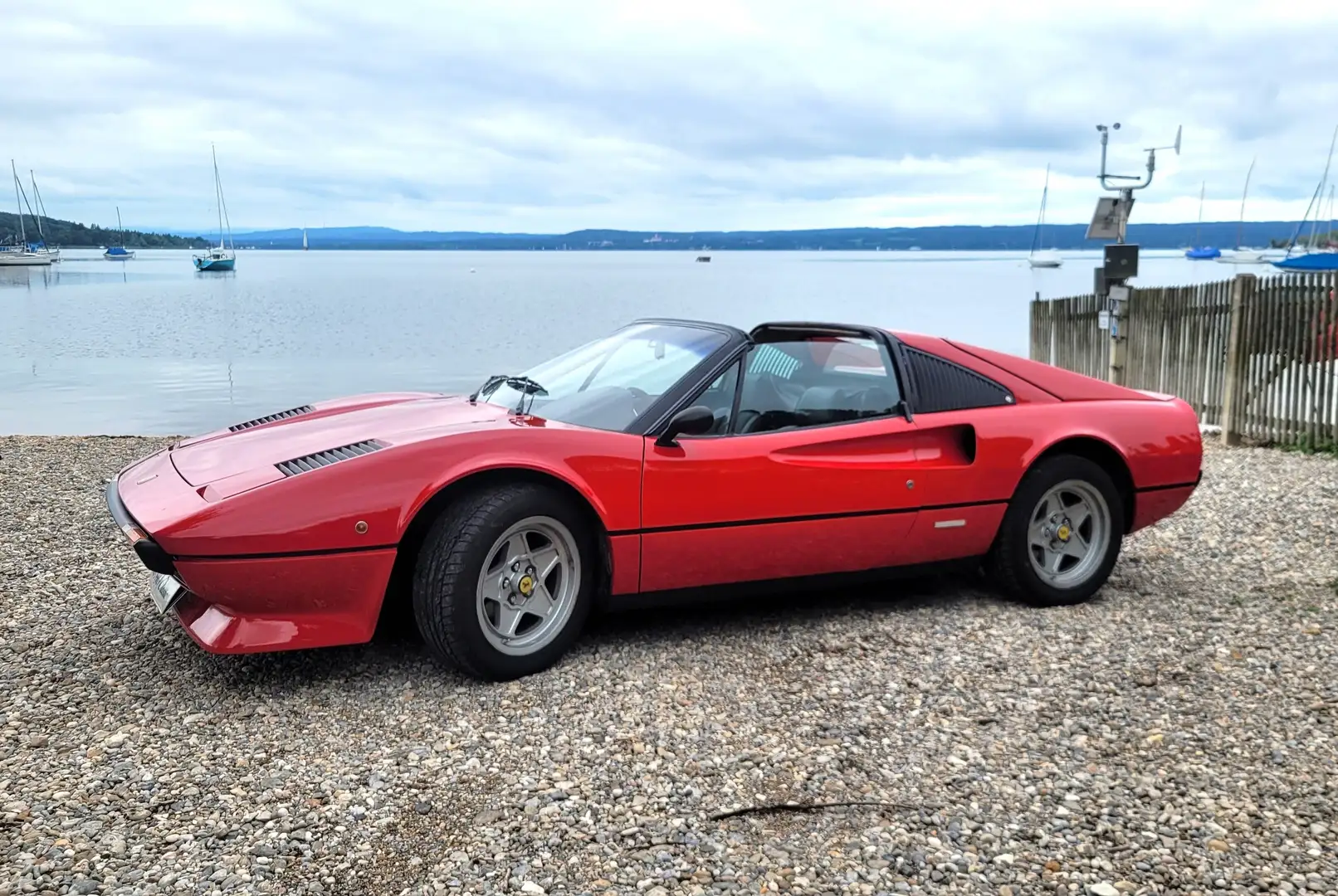 Ferrari 308 GTS Roşu - 2