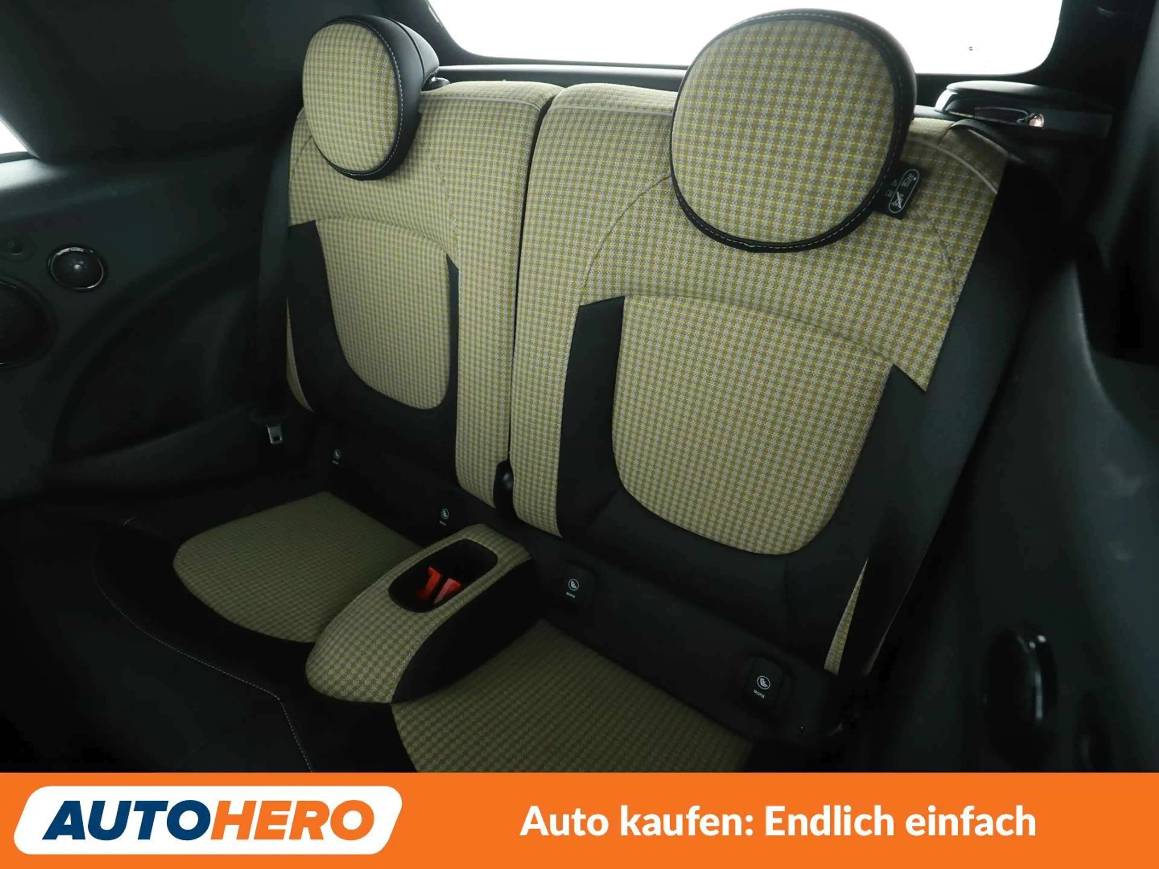 MINI Cooper S Cabrio Cooper S Classic Trim Aut.*NAVI*CAM*PDC* — photo 14
