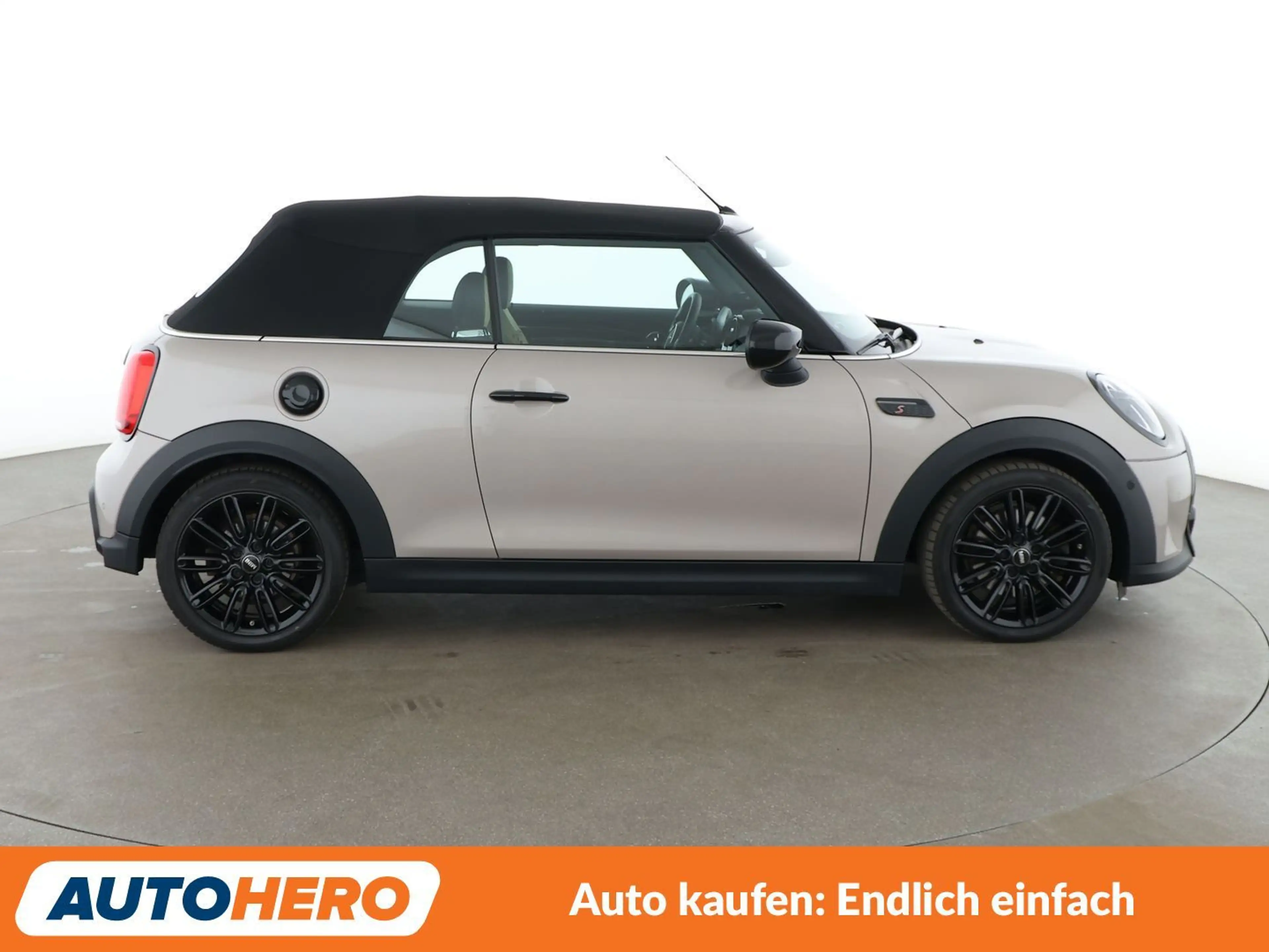 MINI Cooper S Cabrio Cooper S Classic Trim Aut.*NAVI*CAM*PDC* — photo 7