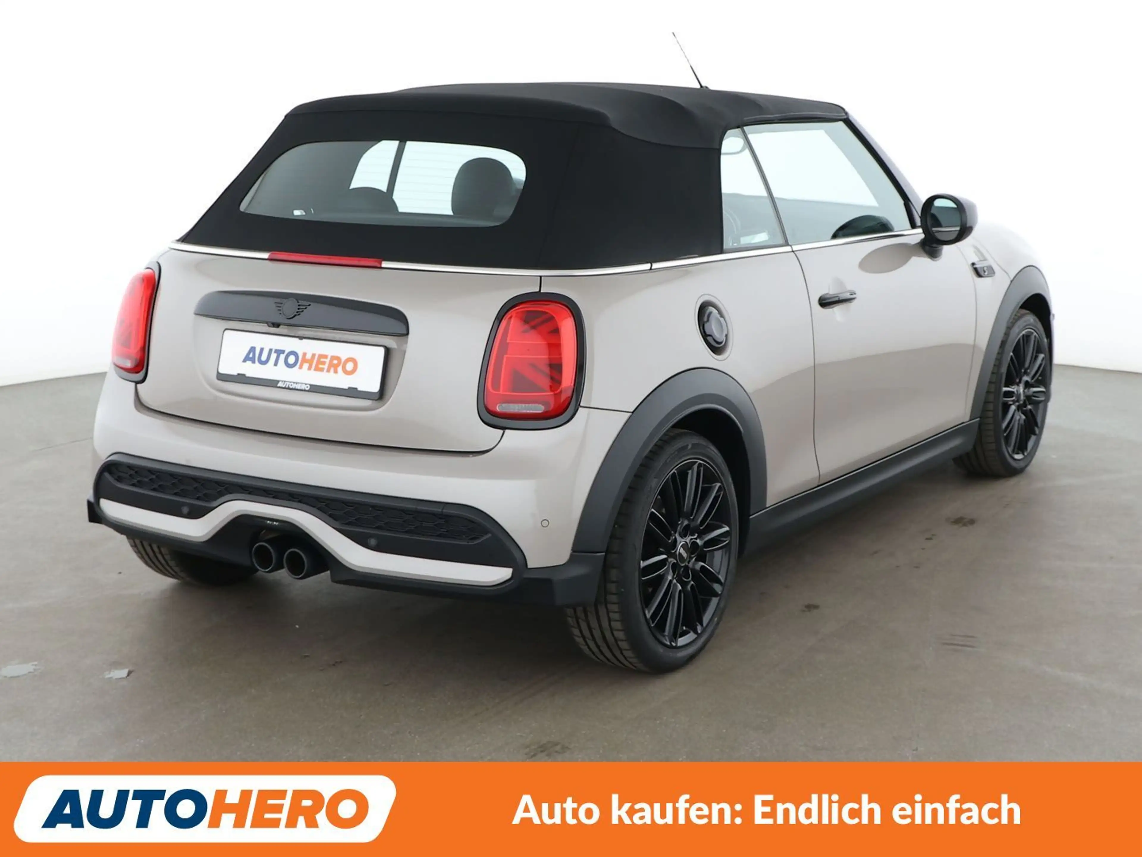 MINI Cooper S Cabrio Cooper S Classic Trim Aut.*NAVI*CAM*PDC* — photo 6