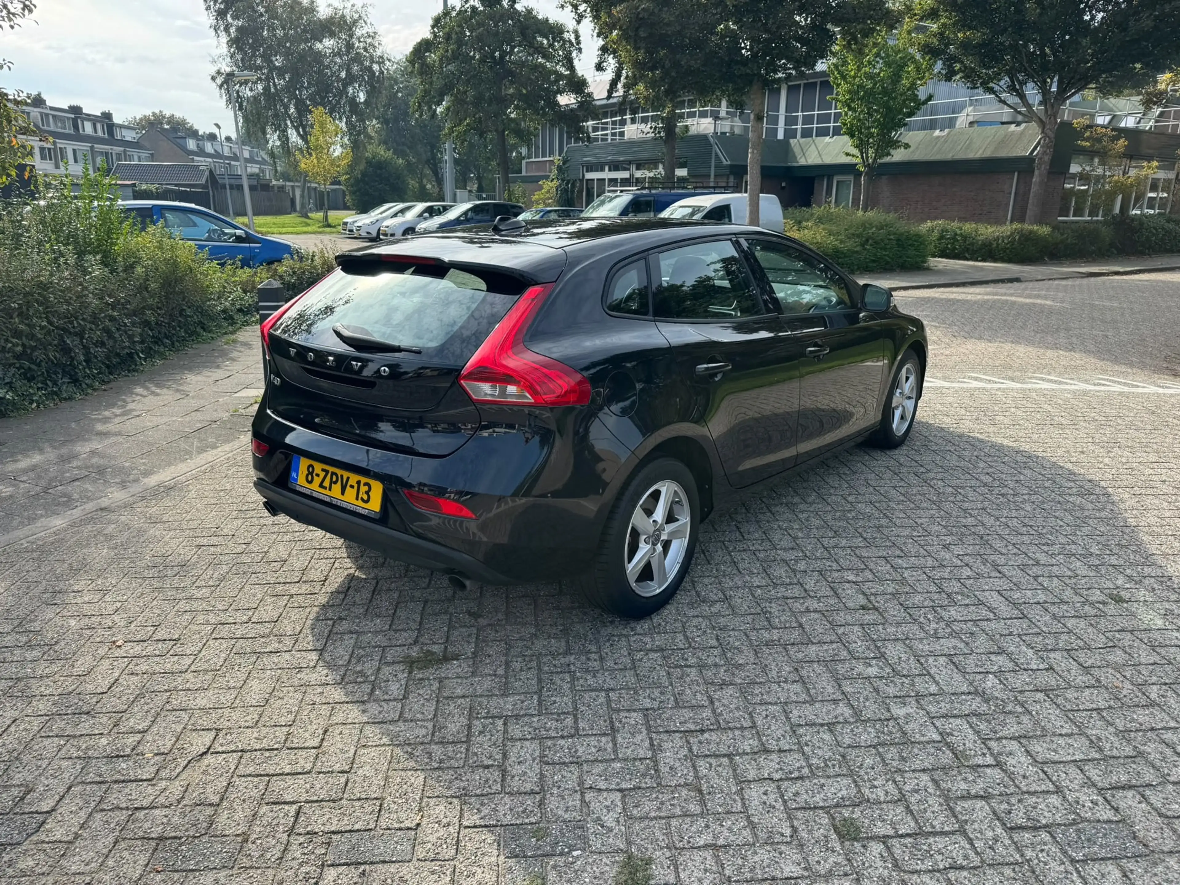 Volvo V40 1.6 T2 Summum — photo 5