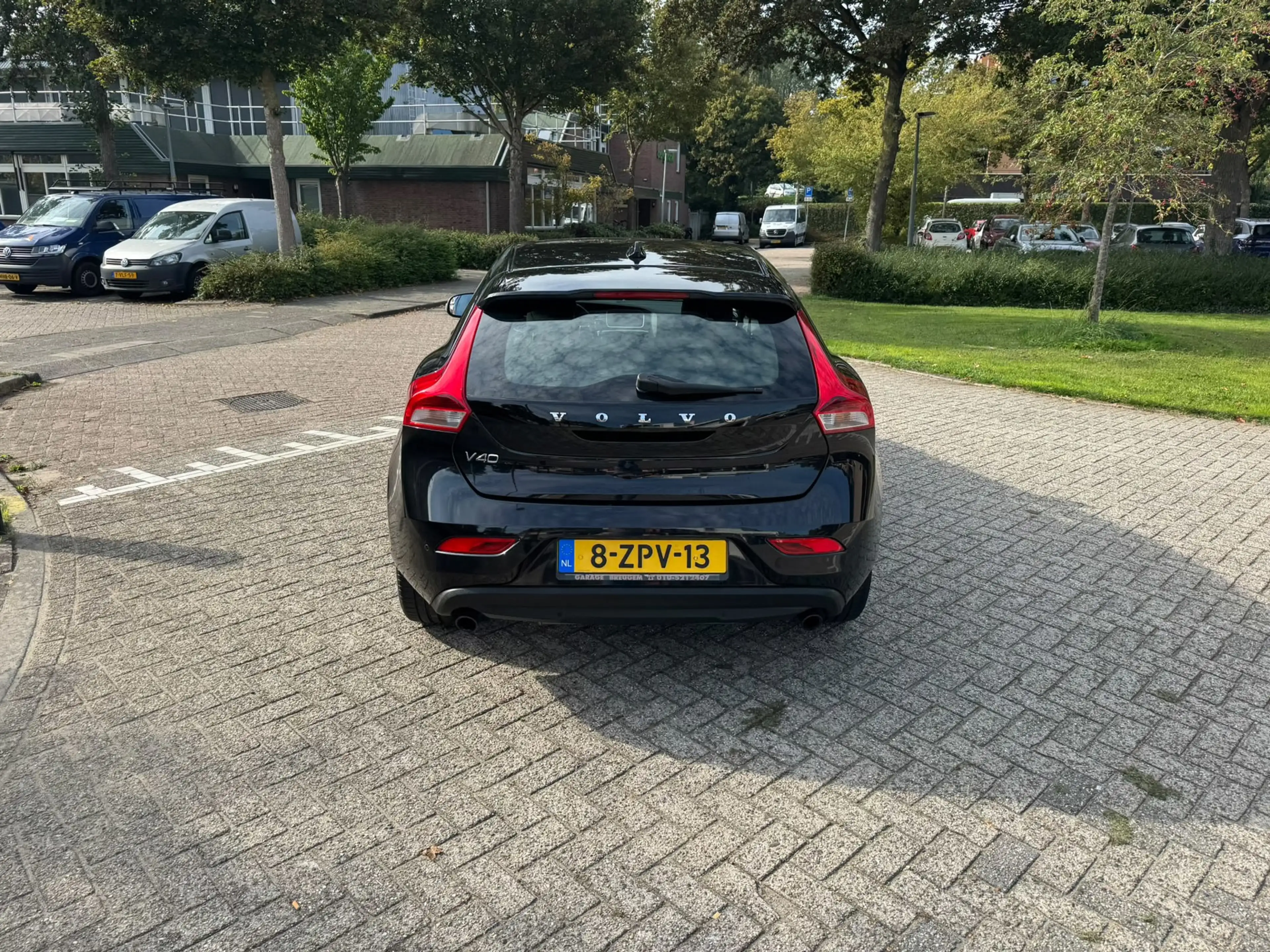 Volvo V40 1.6 T2 Summum — photo 6