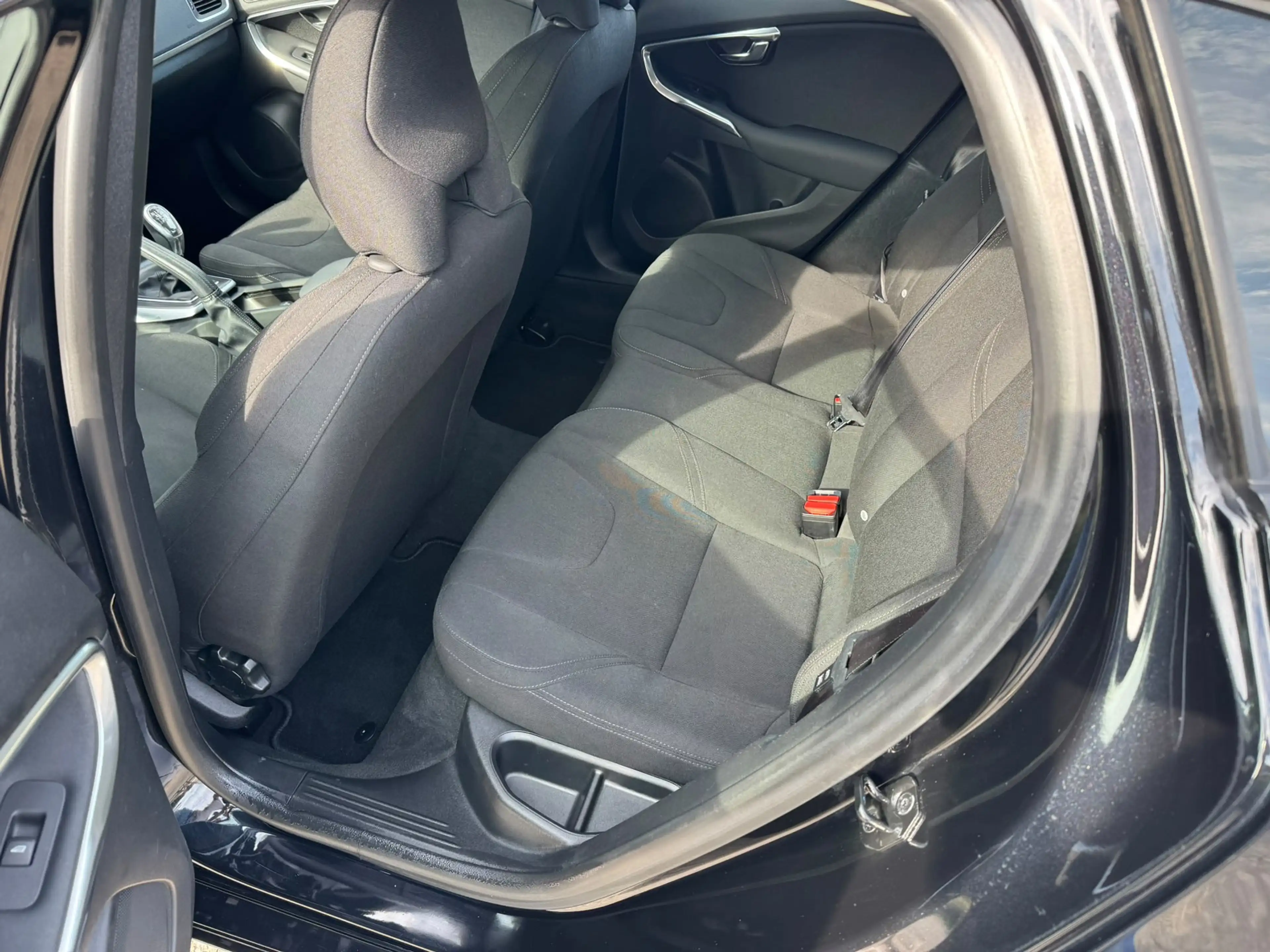 Volvo V40 1.6 T2 Summum — photo 10
