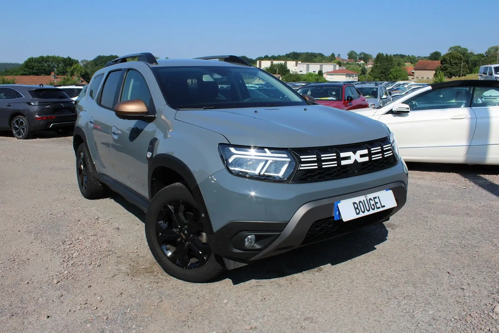 Dacia Duster EXTREME BLUE DCI 115 CV 4X4 GPS 3D CAMÉRA FULL LED Gris - 1