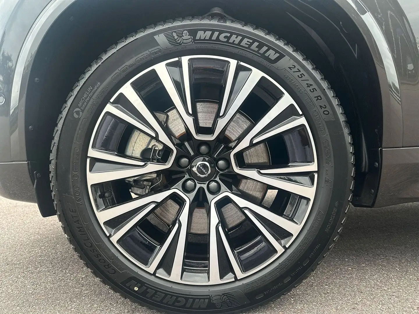 Volvo XC90 T8 AWD Recharge Plus Bright 7-Sitzer AHK SD Grau - 2