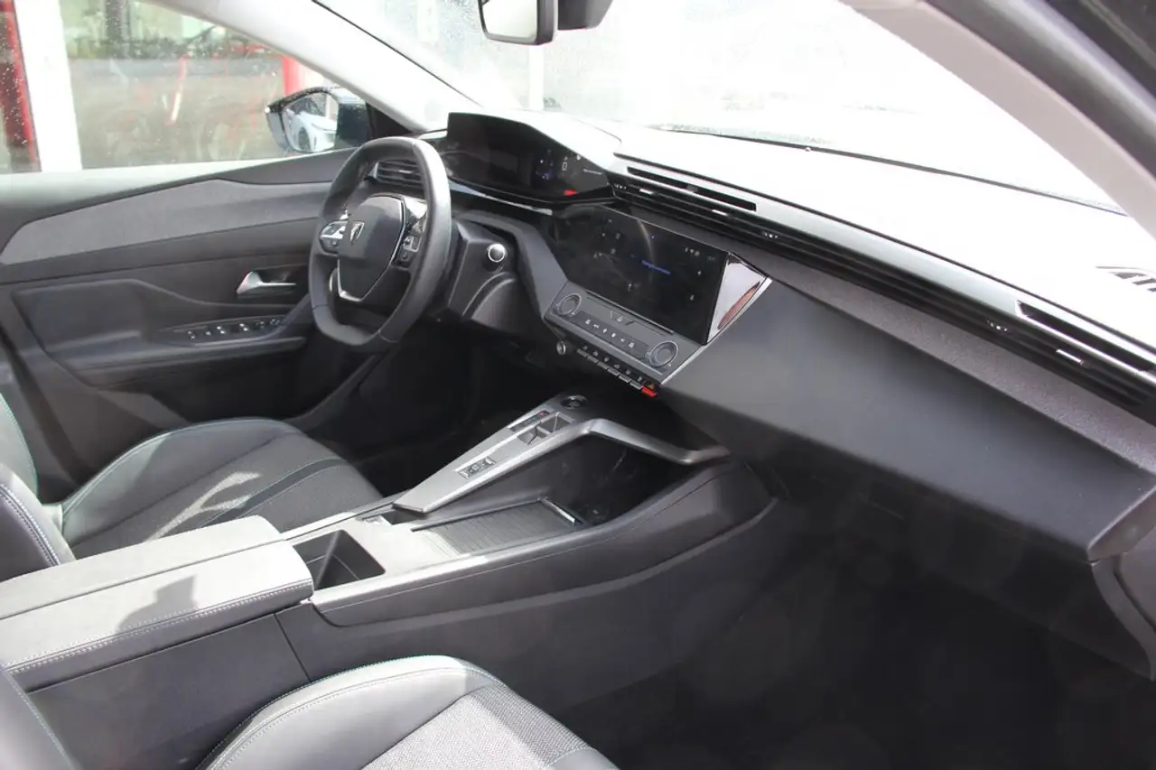 Peugeot 408 Mildd Hybrid 145PS Allure AdaptivTempomat 6