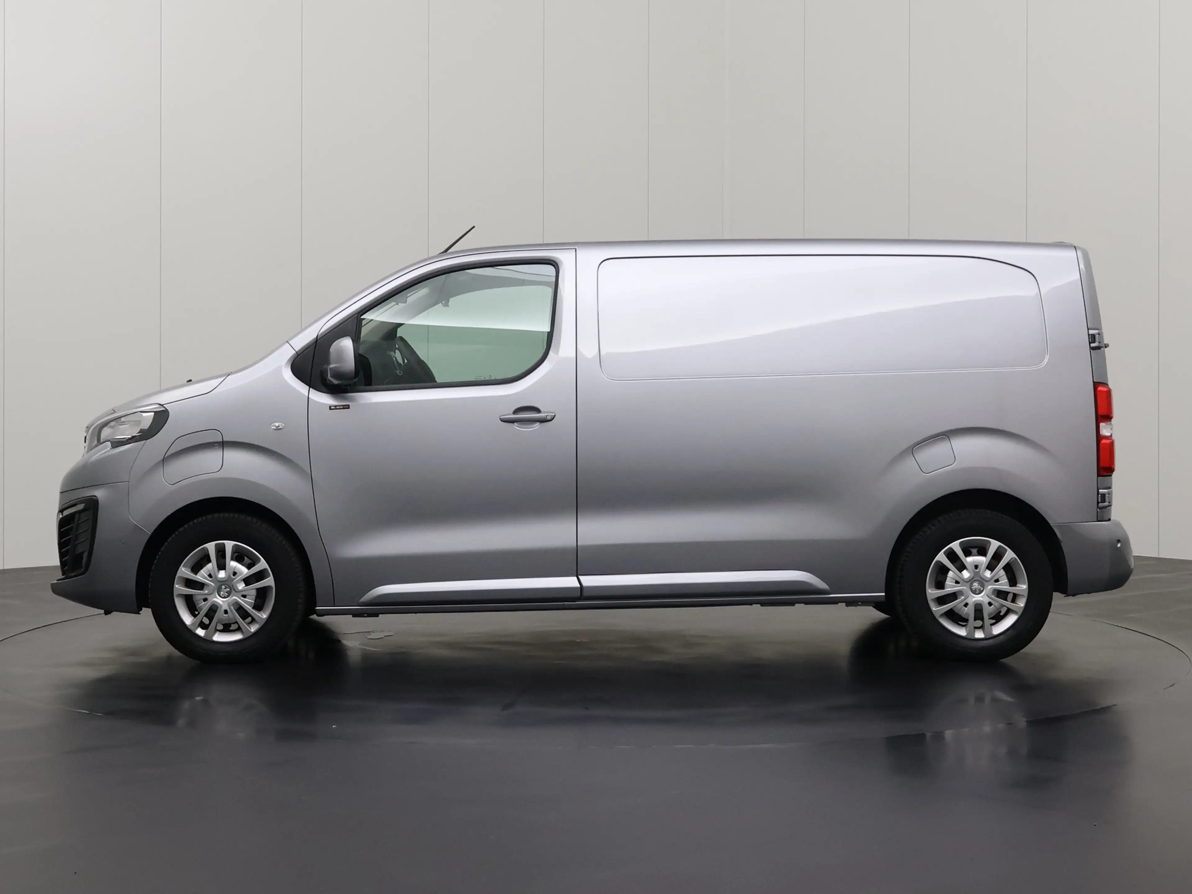Peugeot e-Expert Lang 75 kWh Pro | Elektrisch SOH 92% | Navigatie | — photo 12