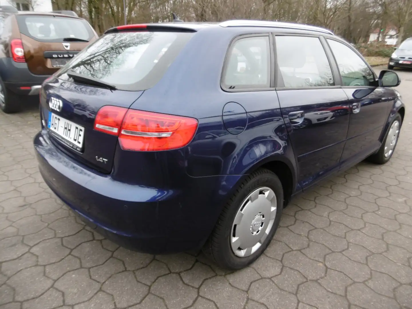 Audi A3 1.4 TFSI SportbackXen Tempo.,Sitzheiz.,PDC Blauw - 2