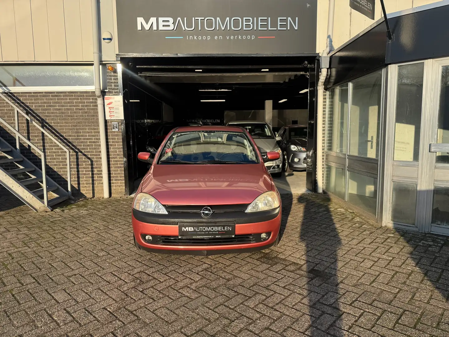 Opel Corsa 1.2-16V Elegance/ 5 DRS/Airco/Nap/ ! JAAR APK/100D Rot - 2