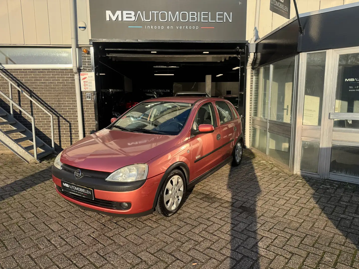 Opel Corsa 1.2-16V Elegance/ 5 DRS/Airco/Nap/ ! JAAR APK/100D Rot - 1