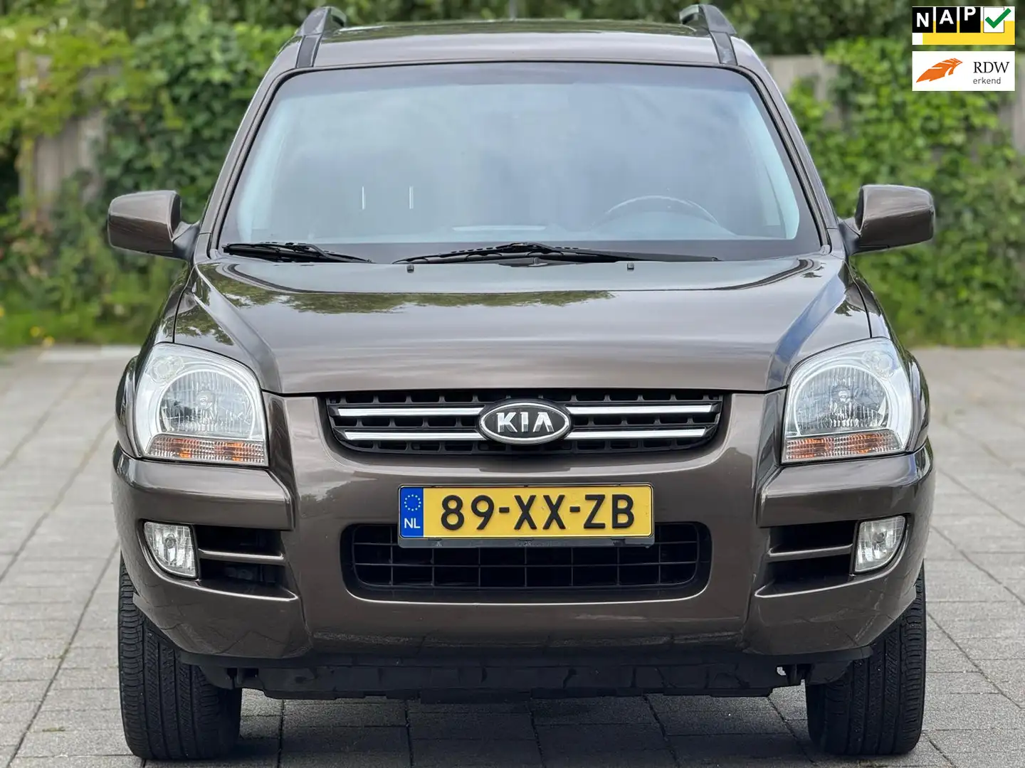 Kia Sportage 2.7 V6 X-pression 4WD,Automaat, km 149566 NAP,2eig Bruin - 1