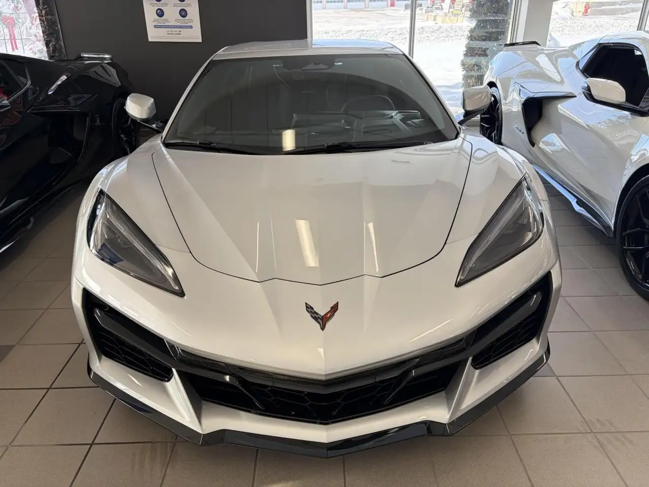 Chevrolet Corvette снимка Chevrolet Corvette