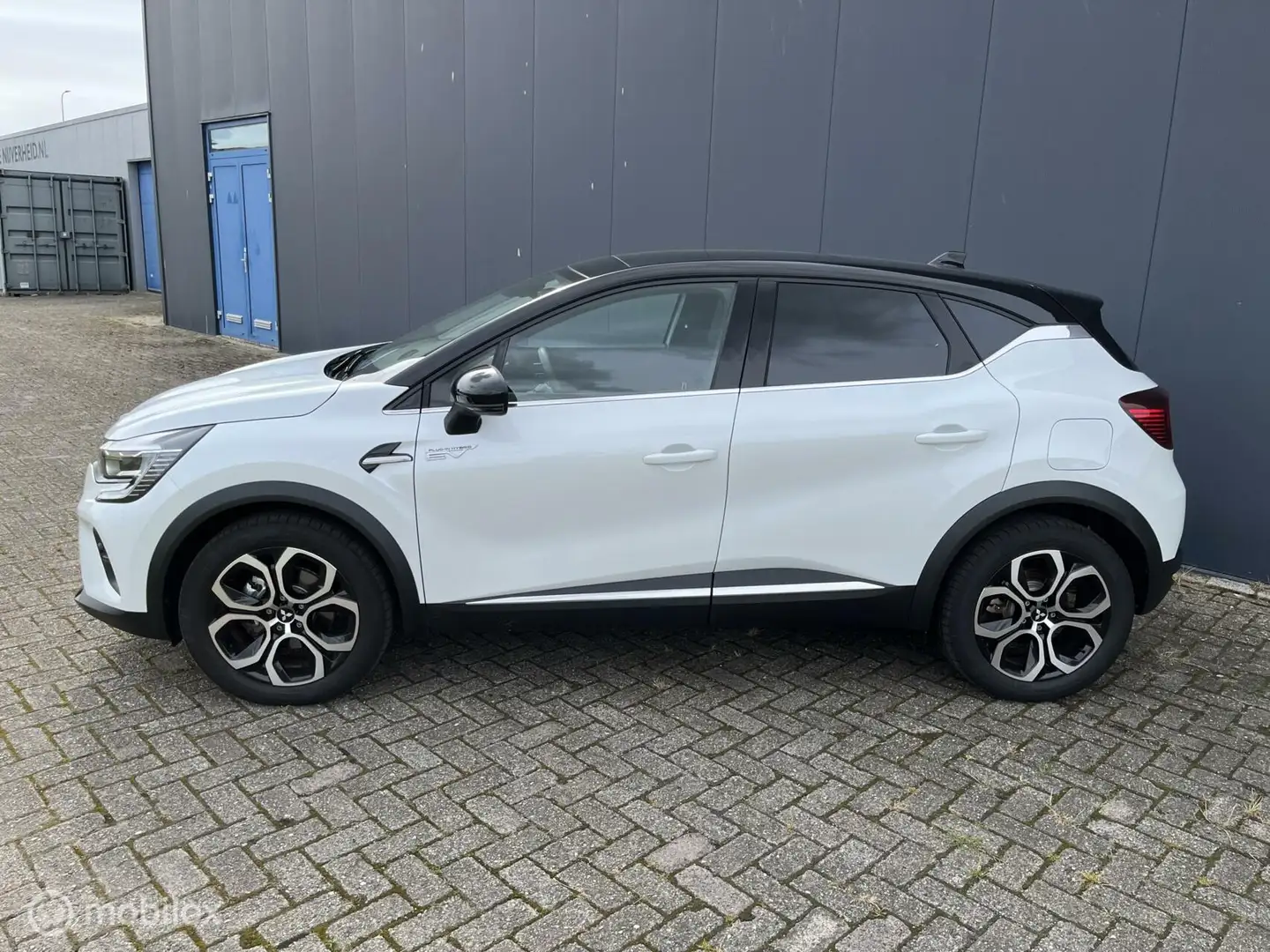 Mitsubishi ASX 1.6 PHEV AT Instyle Wit - 2