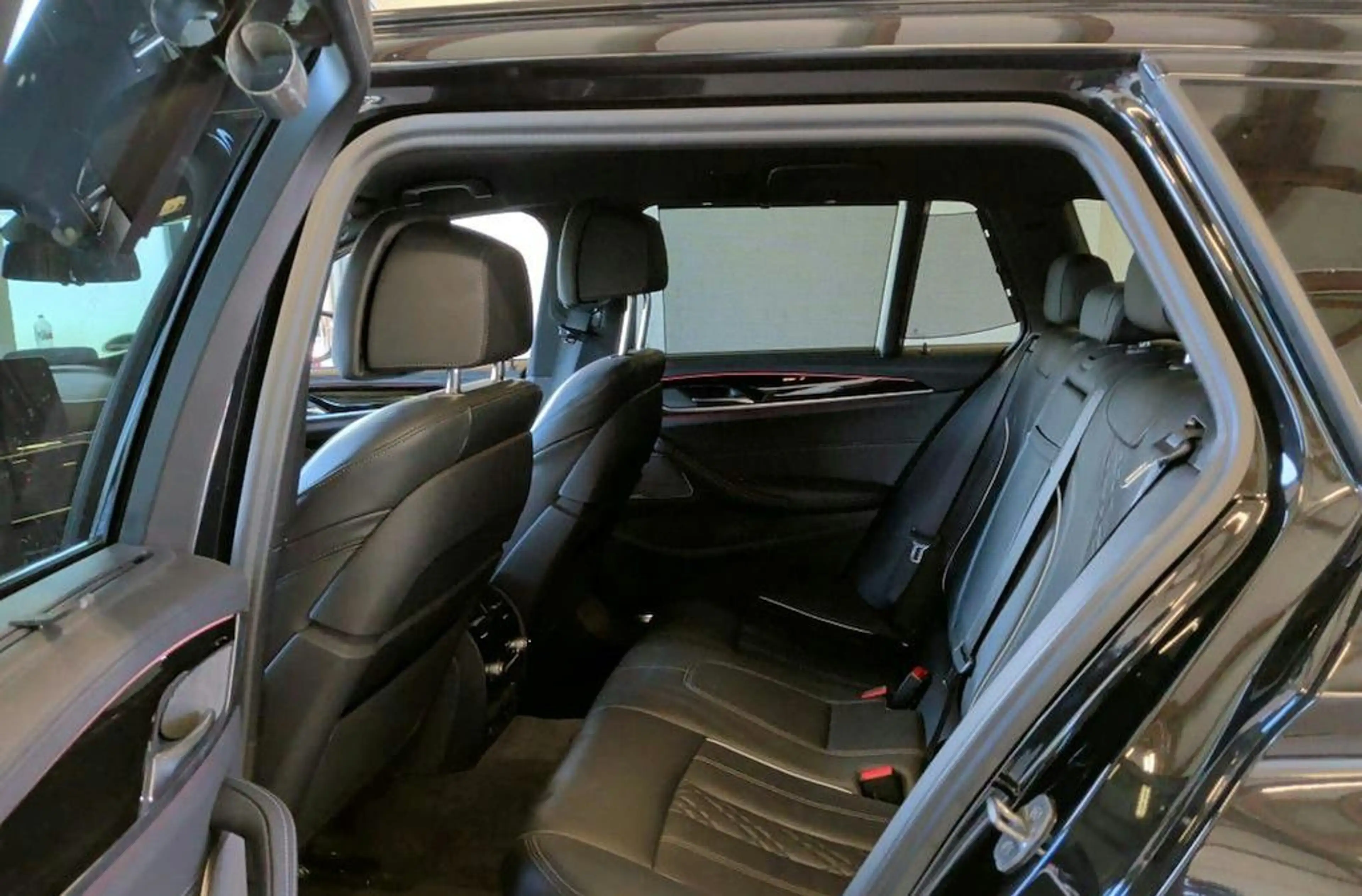 BMW 540 d Touring xDrive M Sport Laser HeadUp H&K 20" — photo 7