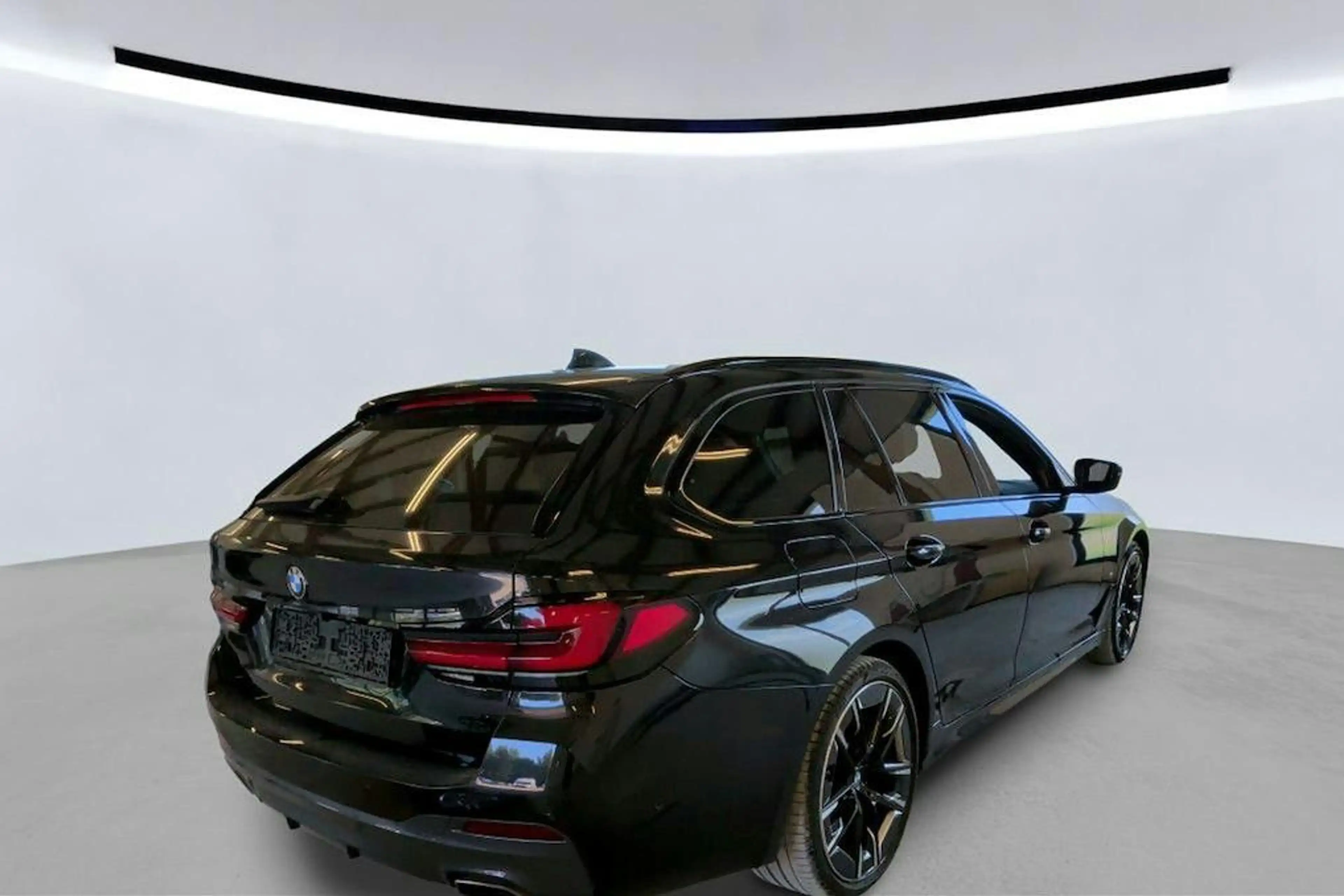 BMW 540 d Touring xDrive M Sport Laser HeadUp H&K 20" — photo 3