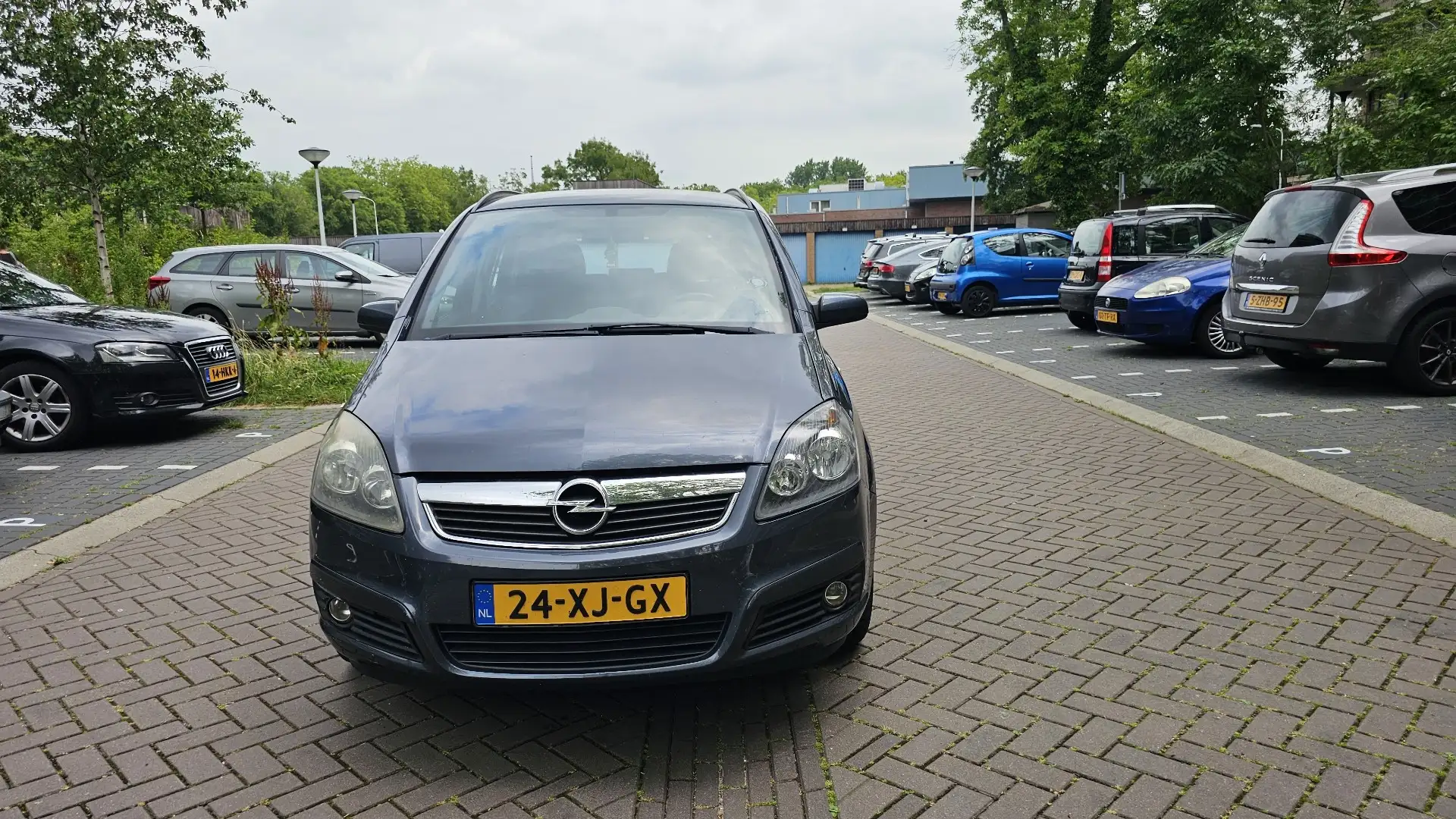 Opel Zafira 1.6 - 1