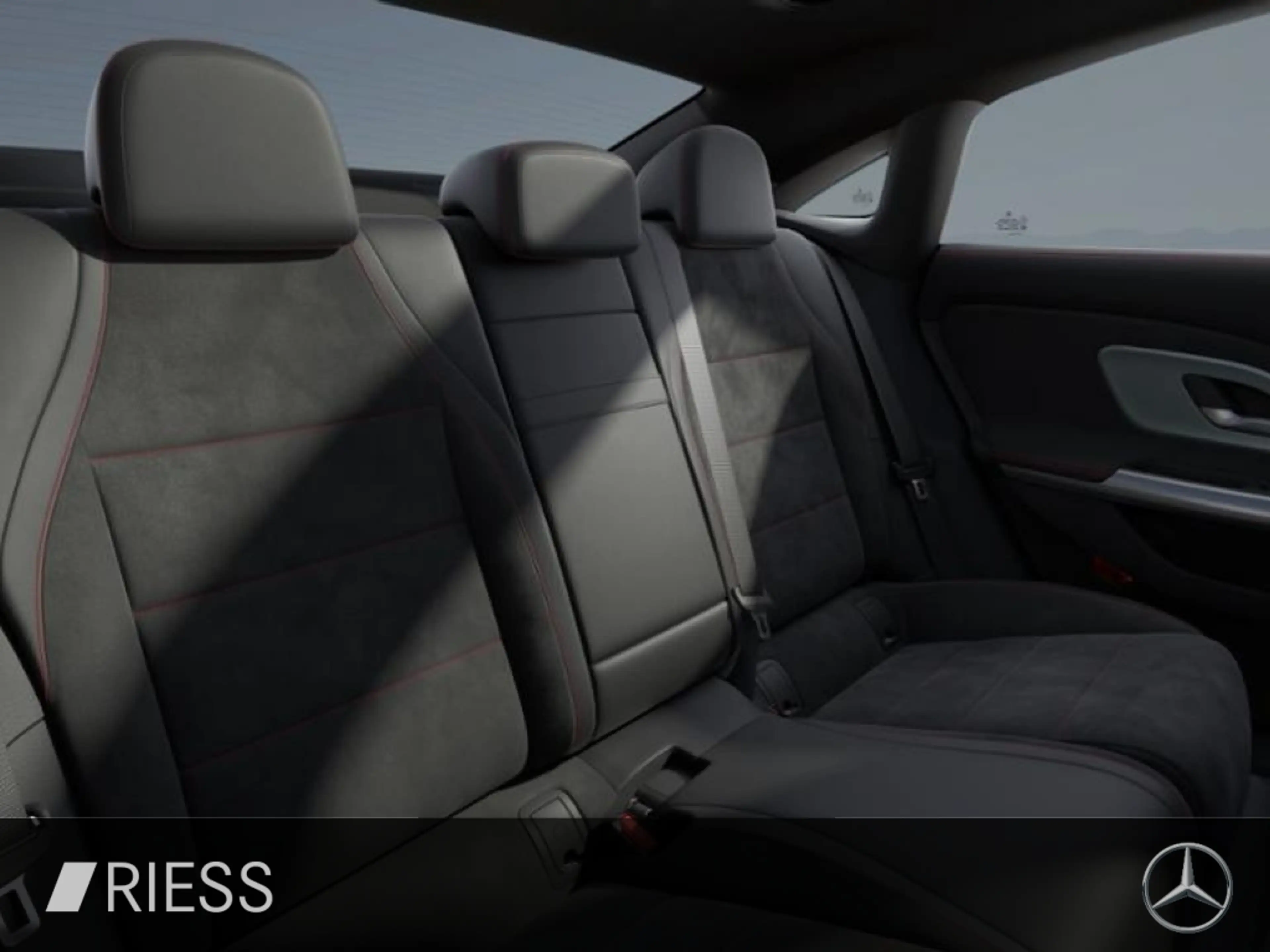 Mercedes-Benz CLA 250 + mit EQ Technologie AUT Fernlichtass. LM — photo 12