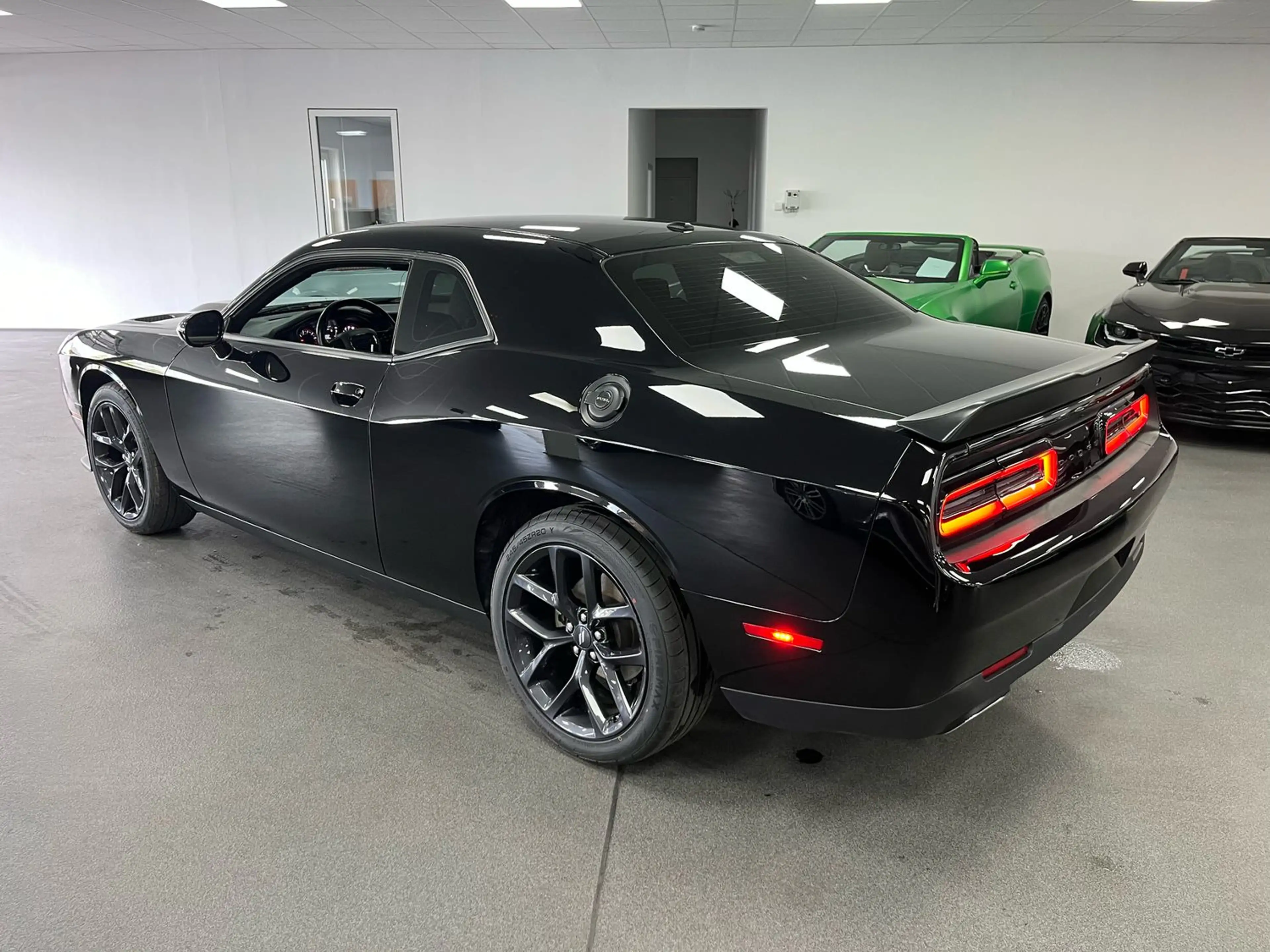Dodge Challenger 3,6l V6 SXT/SHZ/Navi/Apple — photo 7