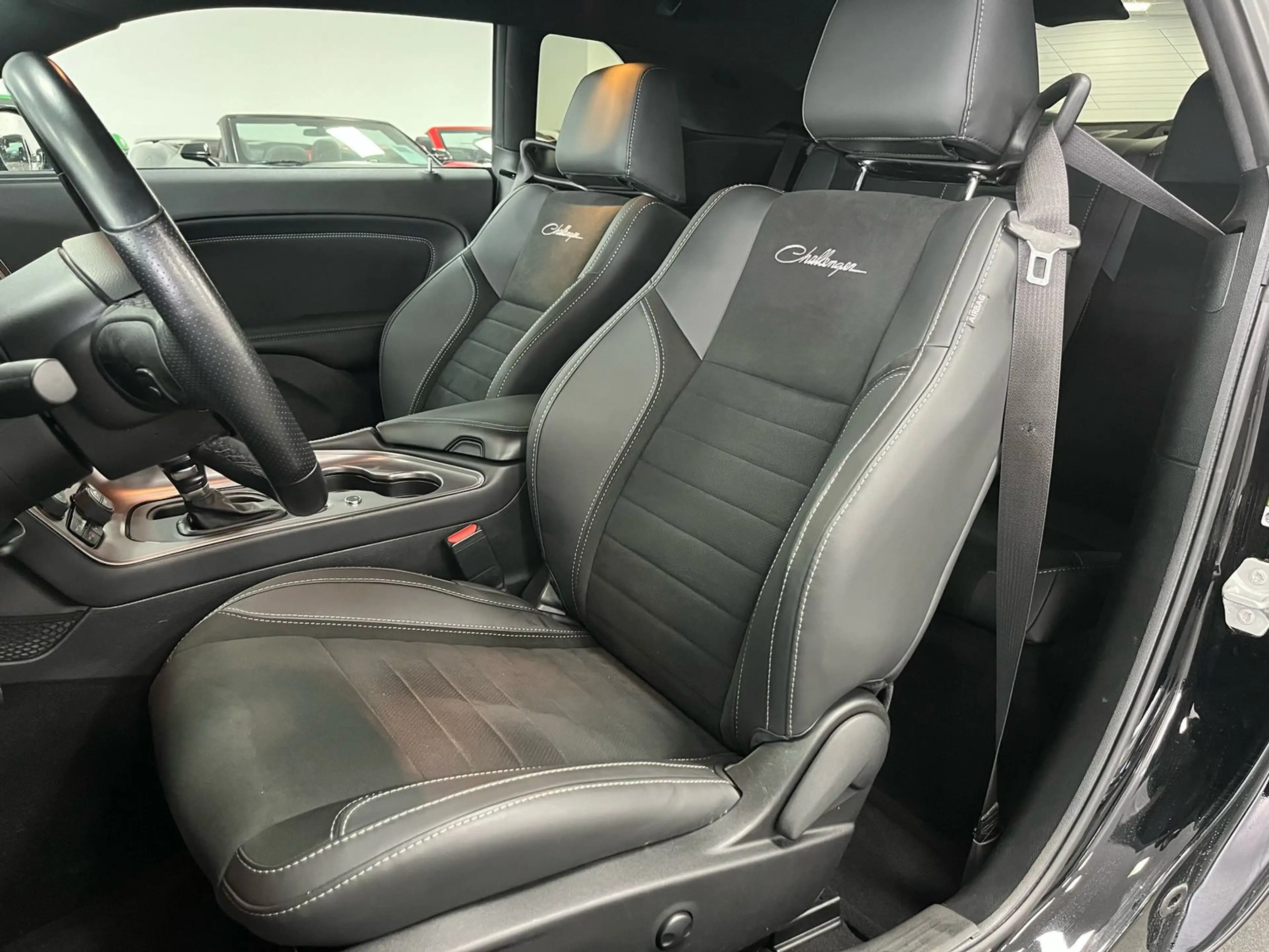 Dodge Challenger 3,6l V6 SXT/SHZ/Navi/Apple — photo 11