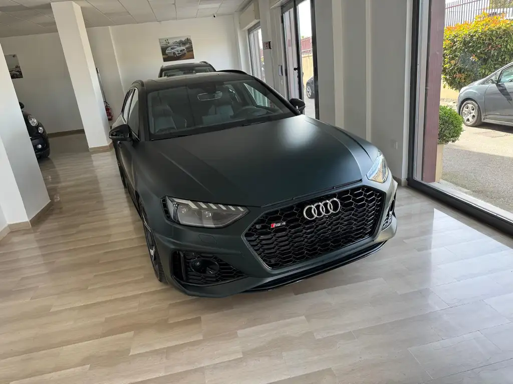 Audi RS4 2020 из Европы — купить под ключ