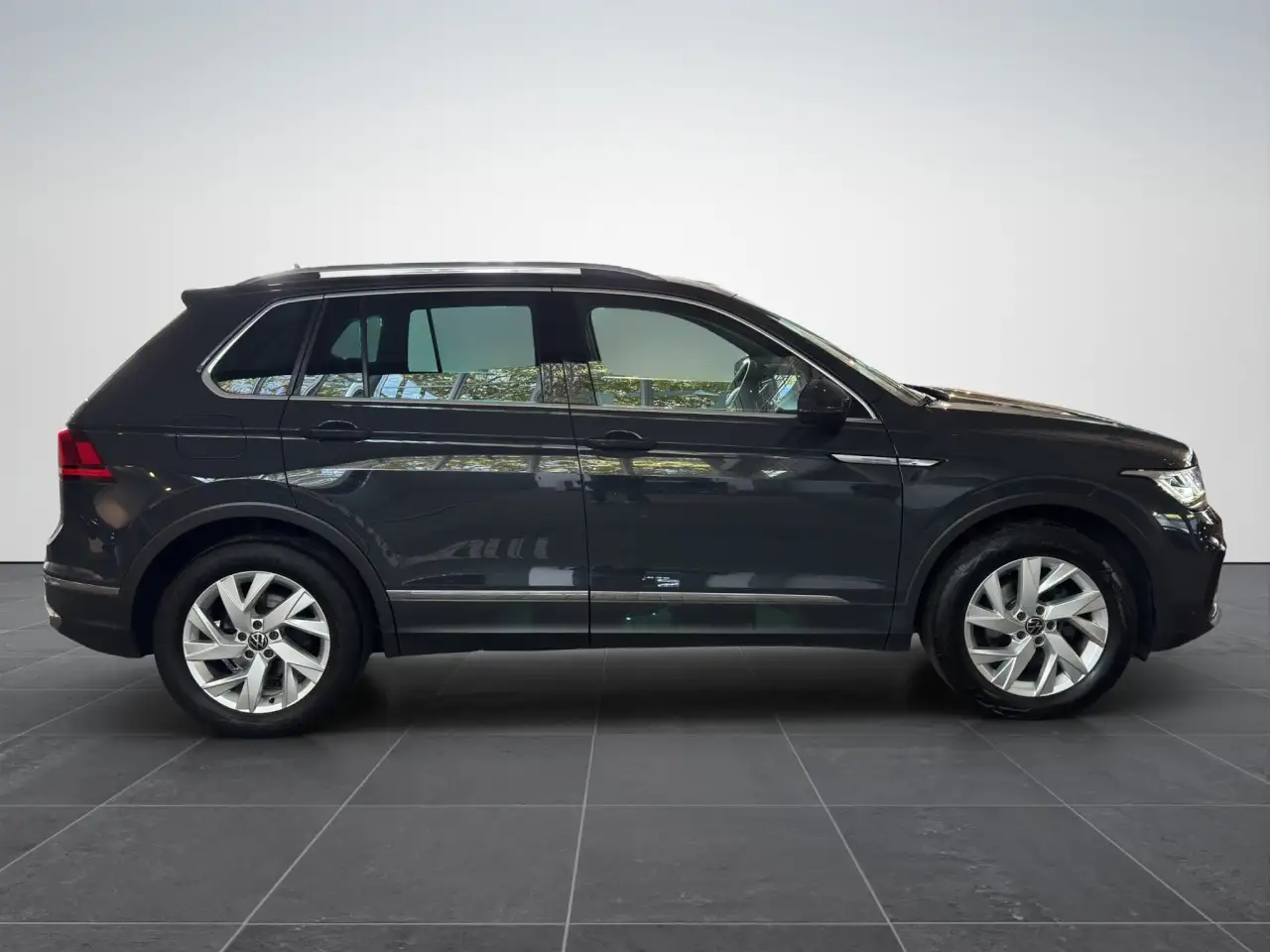 Volkswagen Tiguan 2.0 TDI DSG Elegance Klima Navi Rückfahrkamera, миниатюра 7