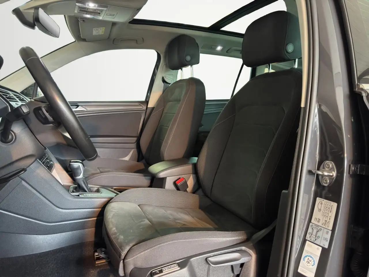 Volkswagen Tiguan 2.0 TDI DSG Elegance Klima Navi Rückfahrkamera, миниатюра 9