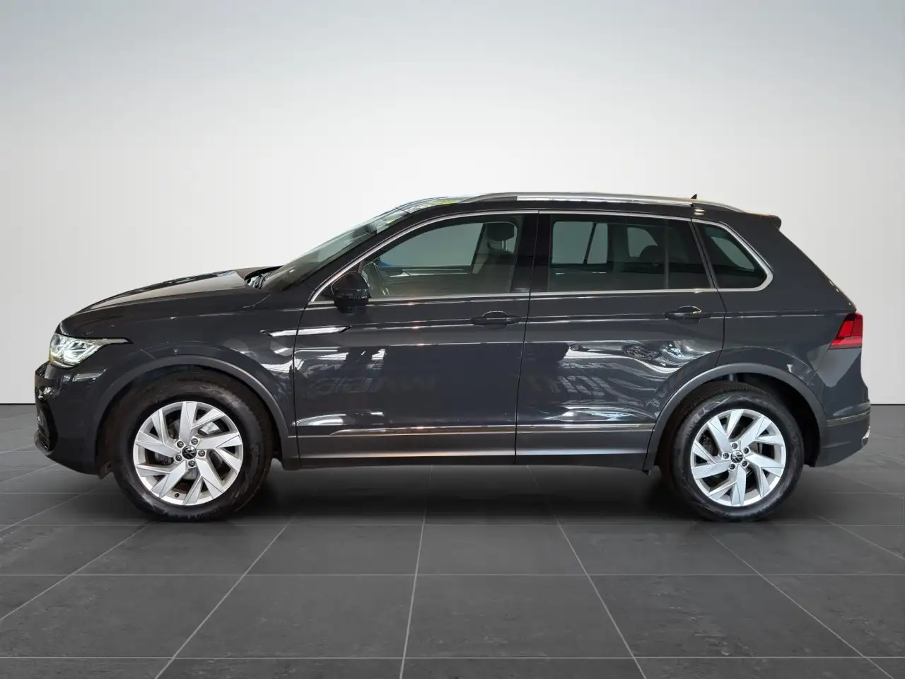 Volkswagen Tiguan 2.0 TDI DSG Elegance Klima Navi Rückfahrkamera, миниатюра 3