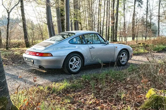 Porsche 993 911 993 Carrera Coupé*Ö-Auto*Jahreswagenzustand* Ansicht 12