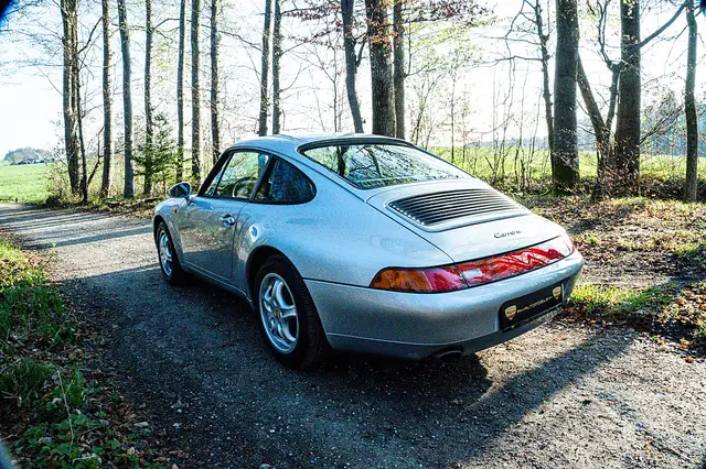 Porsche 993 911 993 Carrera Coupé*Ö-Auto*Jahreswagenzustand* Ansicht 17
