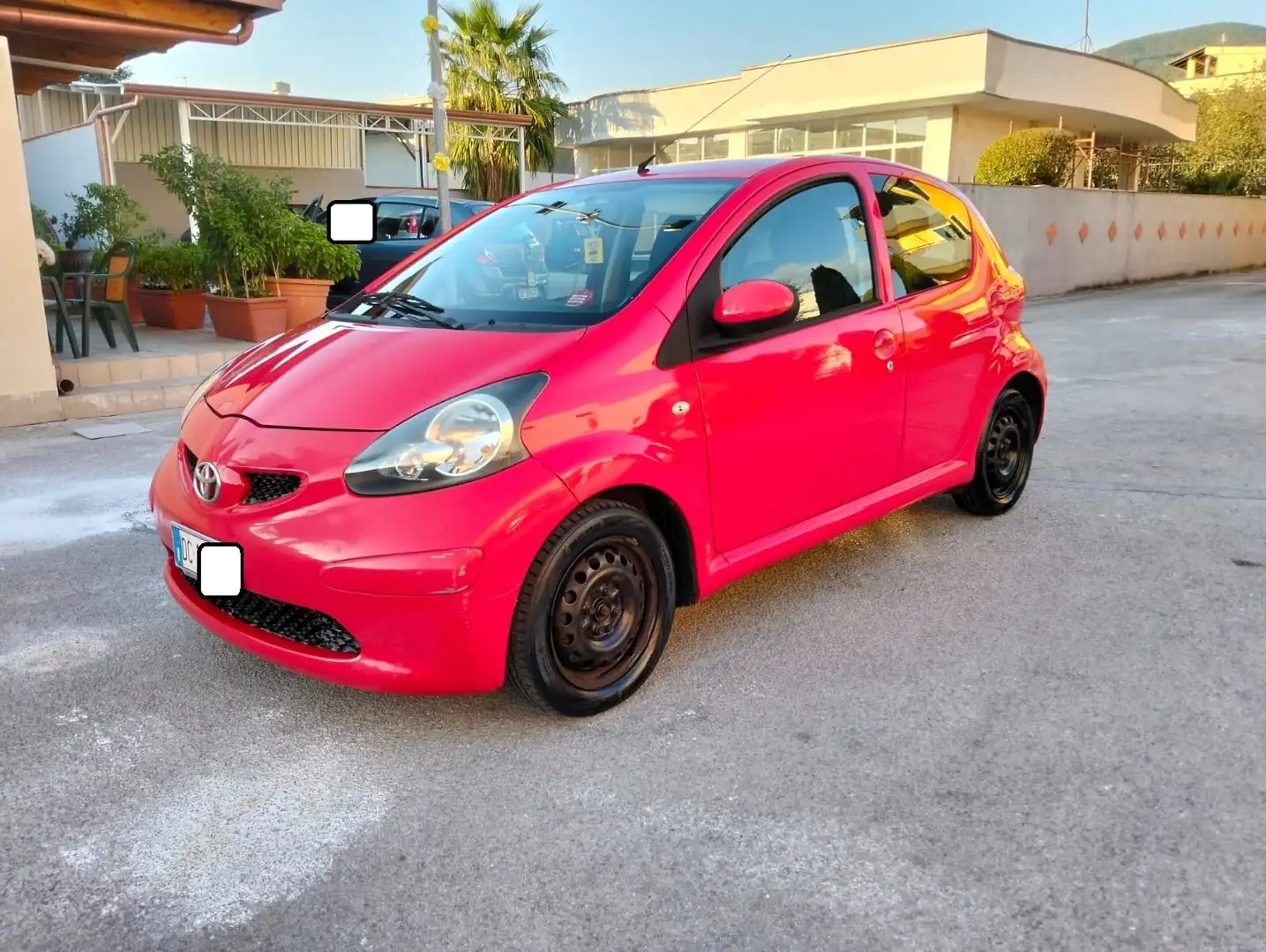 Toyota Aygo Aygo I 2005 5p 1.0 Rosso - 1