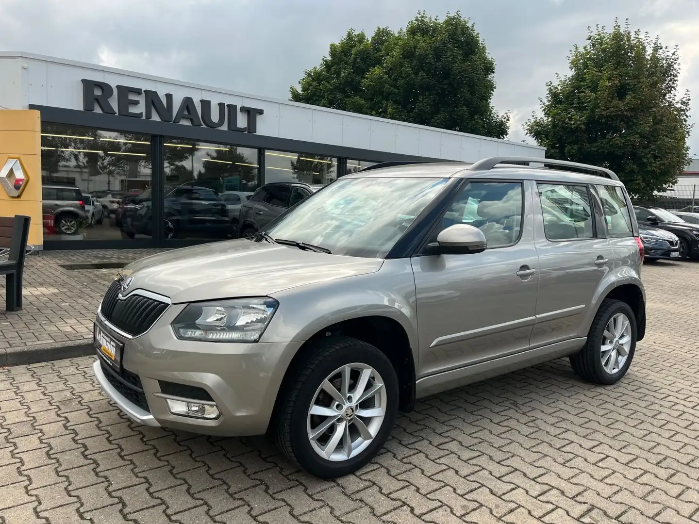 Skoda Yeti 1.2 TSI Ambition Beige - 1