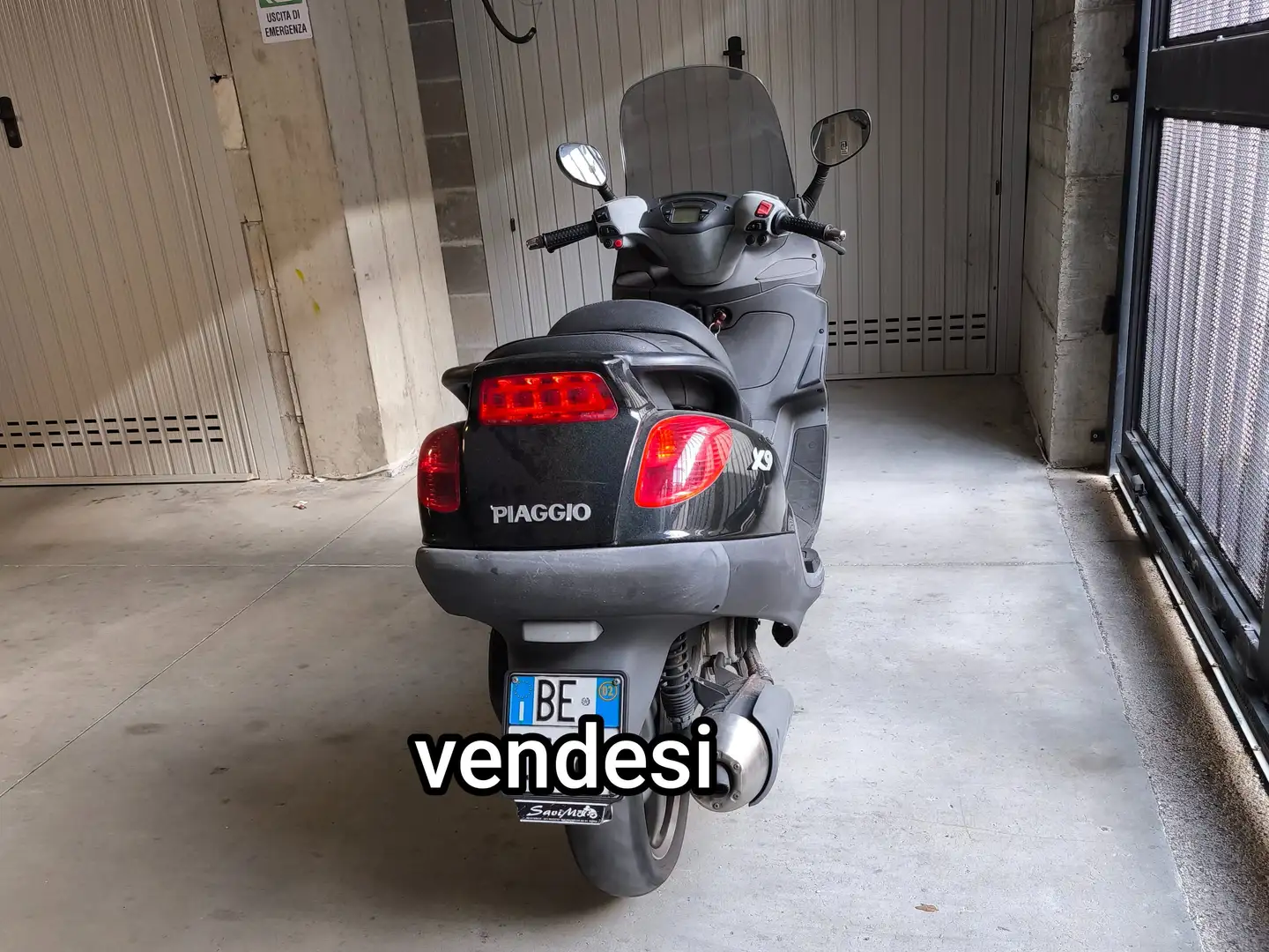 Piaggio X 9 Amalfi 180 cc Fekete - 2