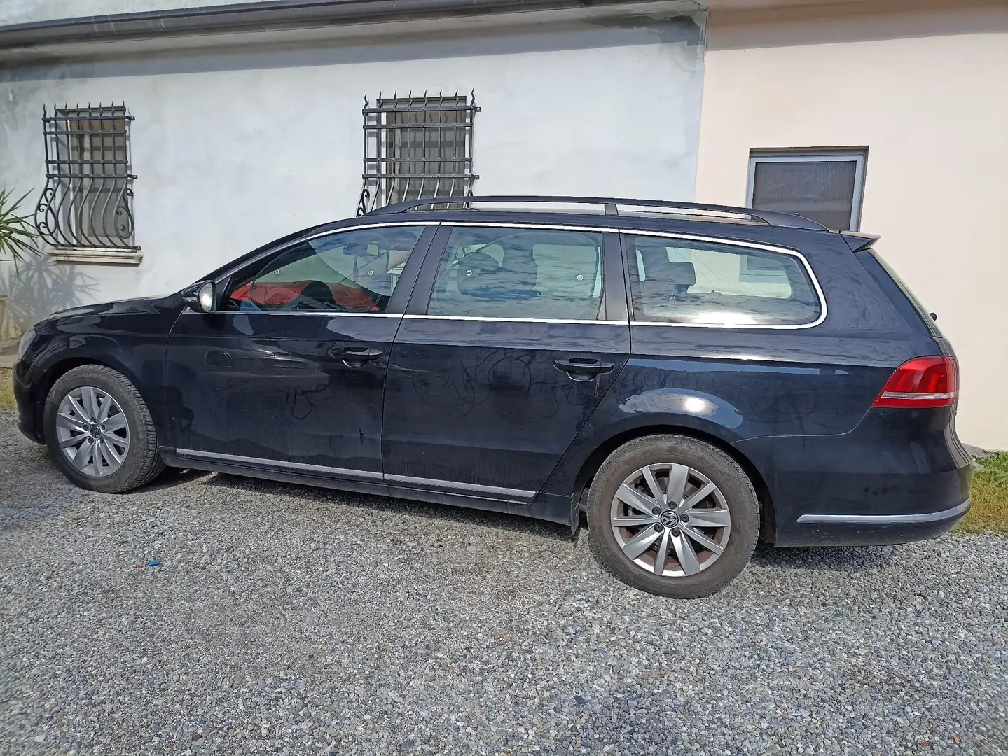 Volkswagen Passat 2.0 TDI BlueMotion Technology Highline Nero - 1