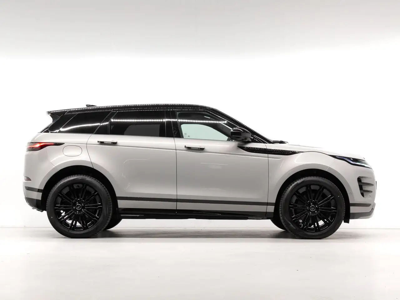 Land Rover Range Rover Evoque 2026 — фото 7