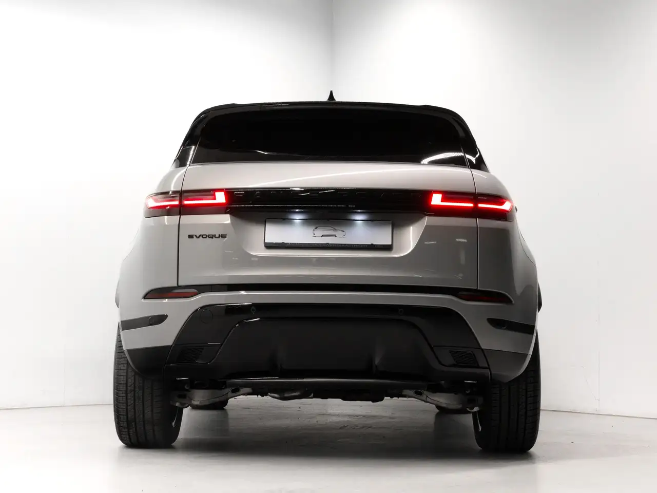 Land Rover Range Rover Evoque 2026 — фото 9