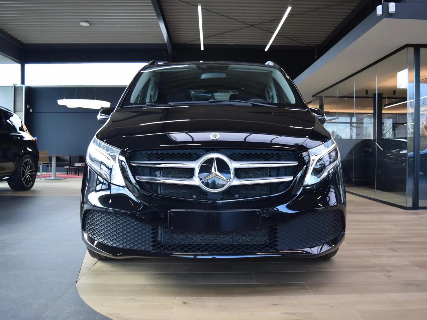 Mercedes-Benz V 250 d XL / Lichte vracht/DISTRONIC/Trekhaak/Camera Zwart - 2