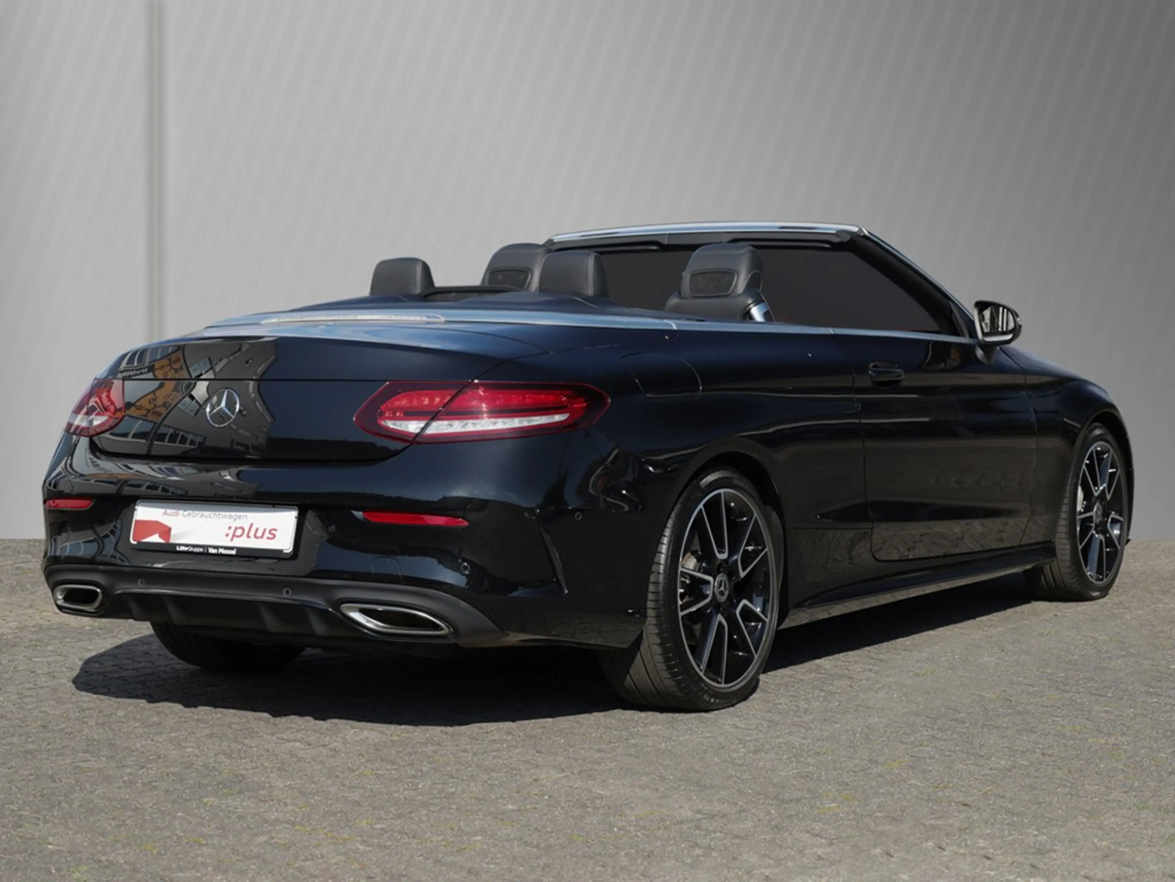 Mercedes-Benz C 200 AMG Line — photo 5