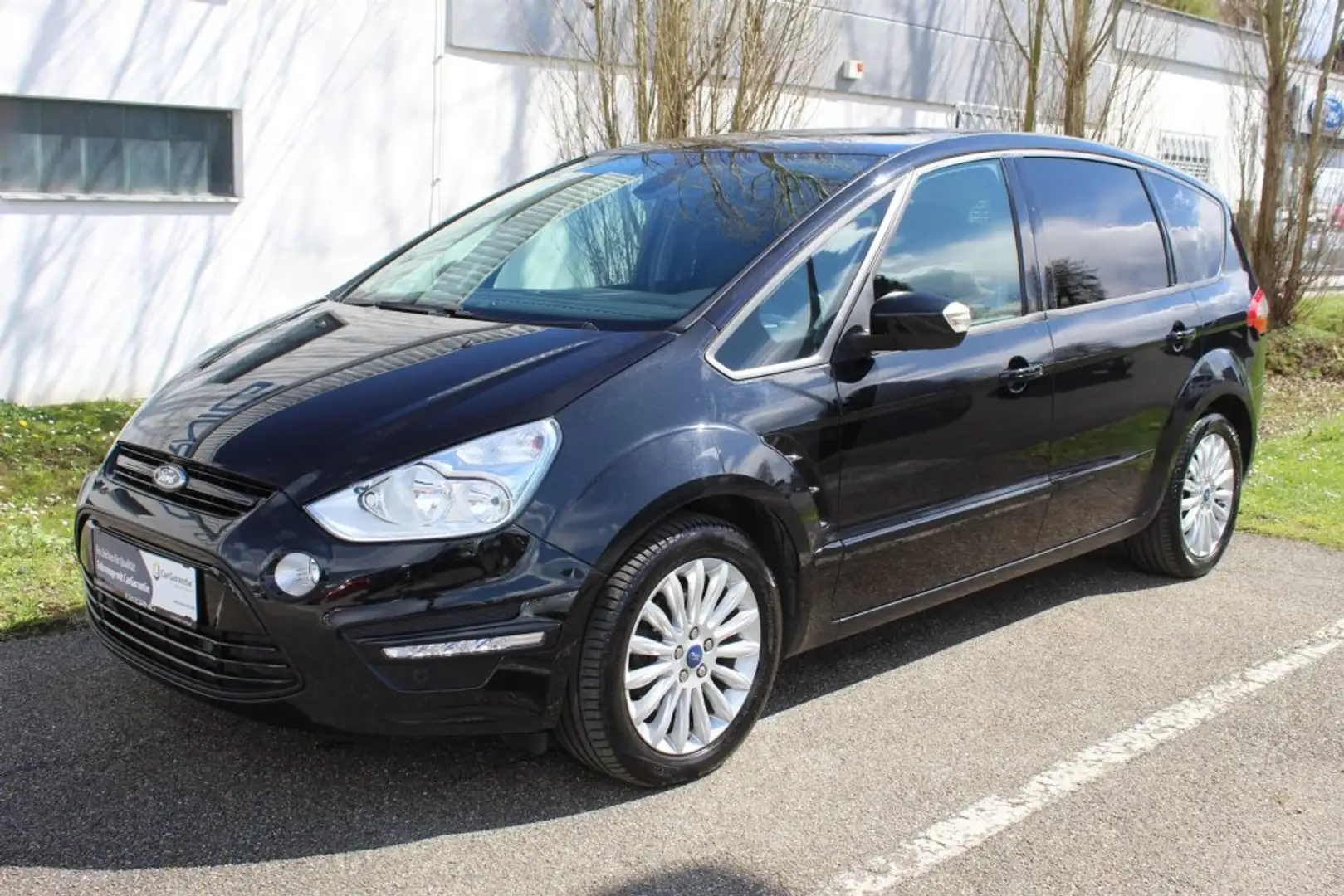 Ford S-Max Business+ Schwarz - 1