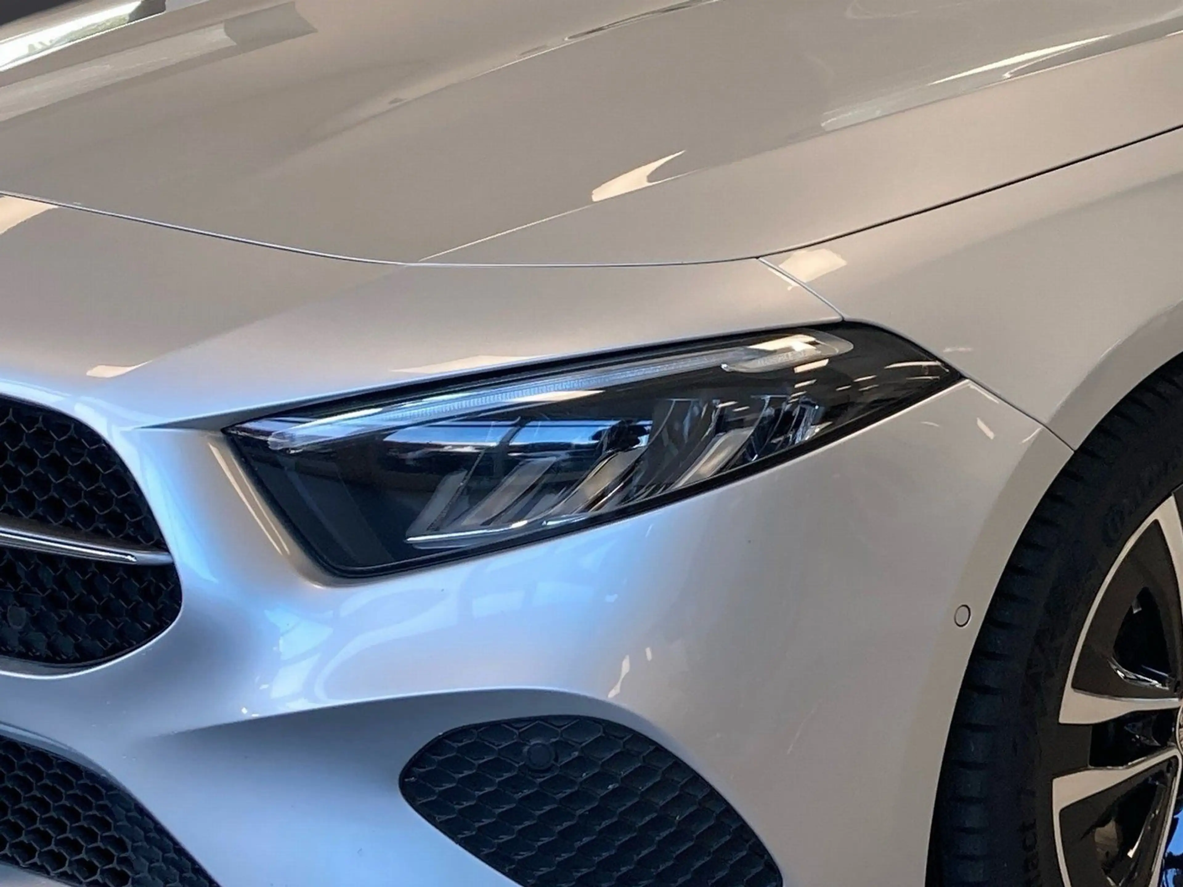 Mercedes-Benz A 180 d Lim. Progressive*LED*Kamera*Burmester* — photo 5