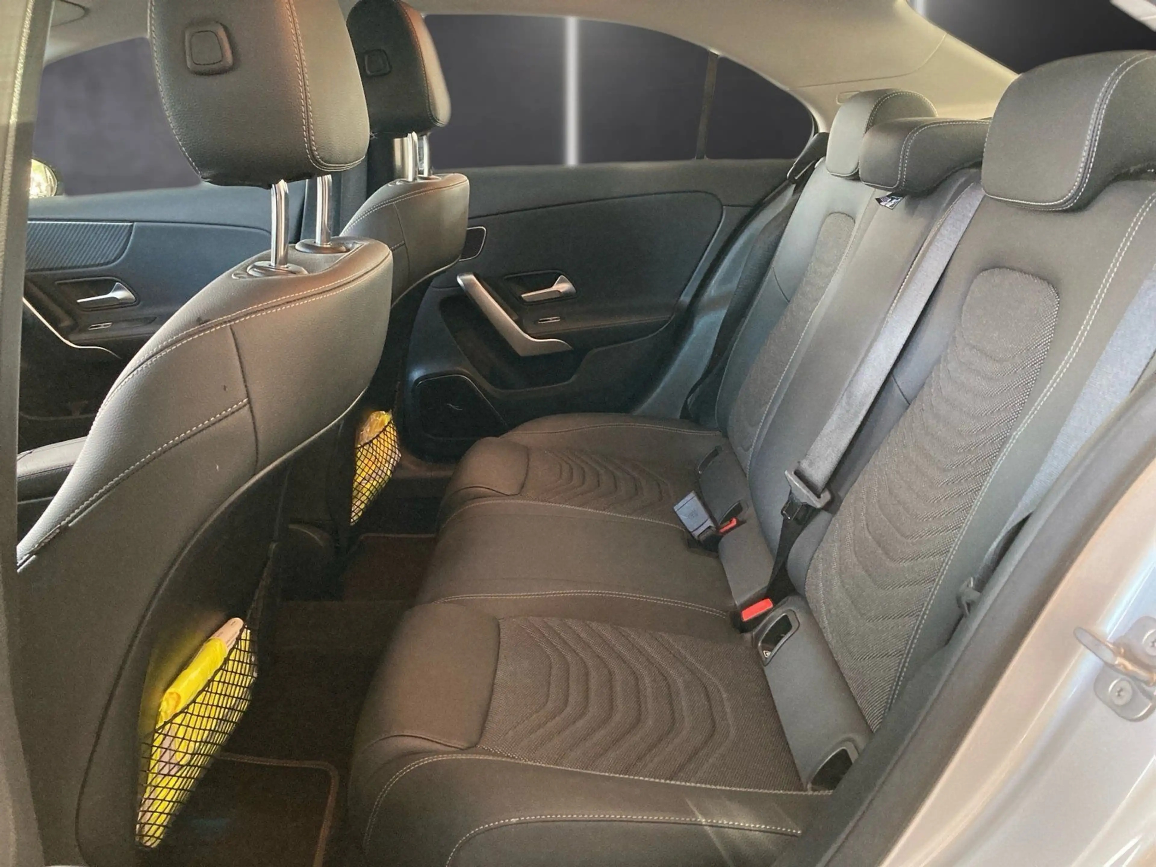 Mercedes-Benz A 180 d Lim. Progressive*LED*Kamera*Burmester* — photo 11