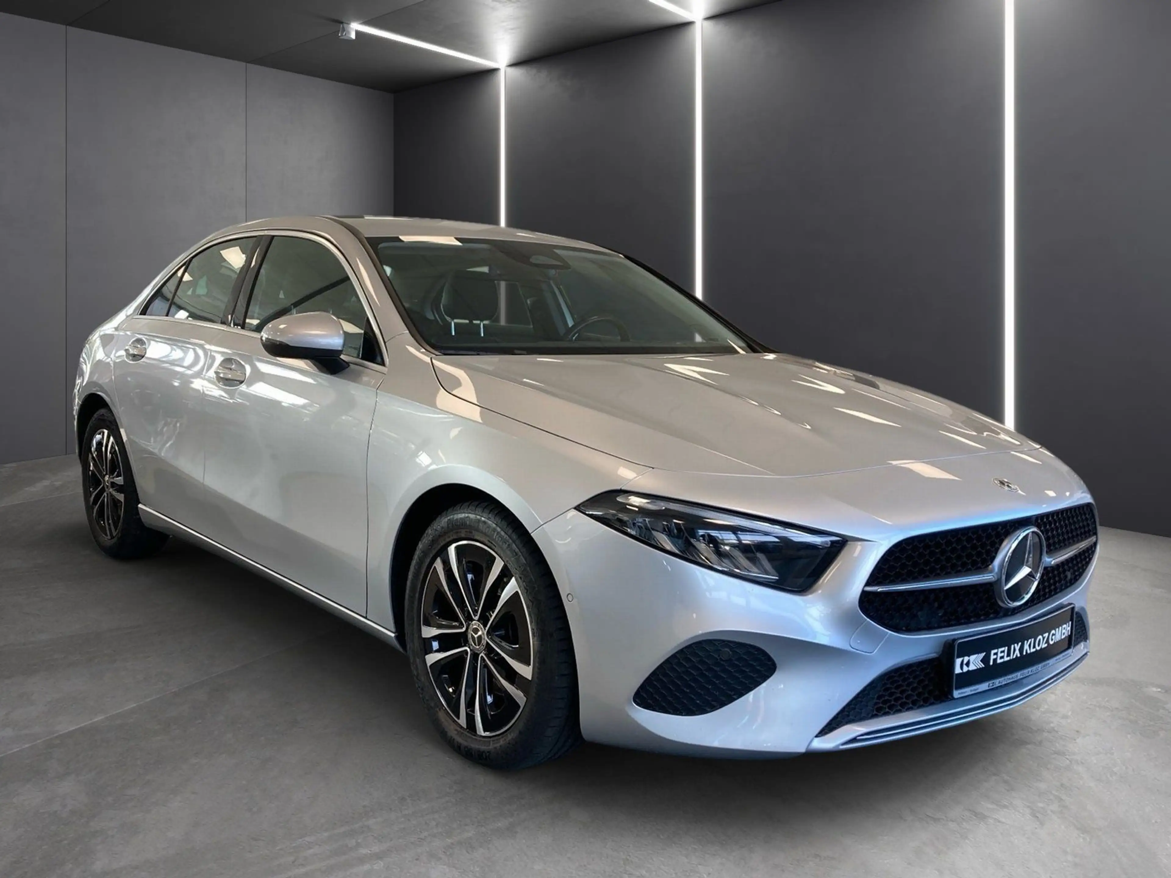 Mercedes-Benz A 180 d Lim. Progressive*LED*Kamera*Burmester* — photo 2