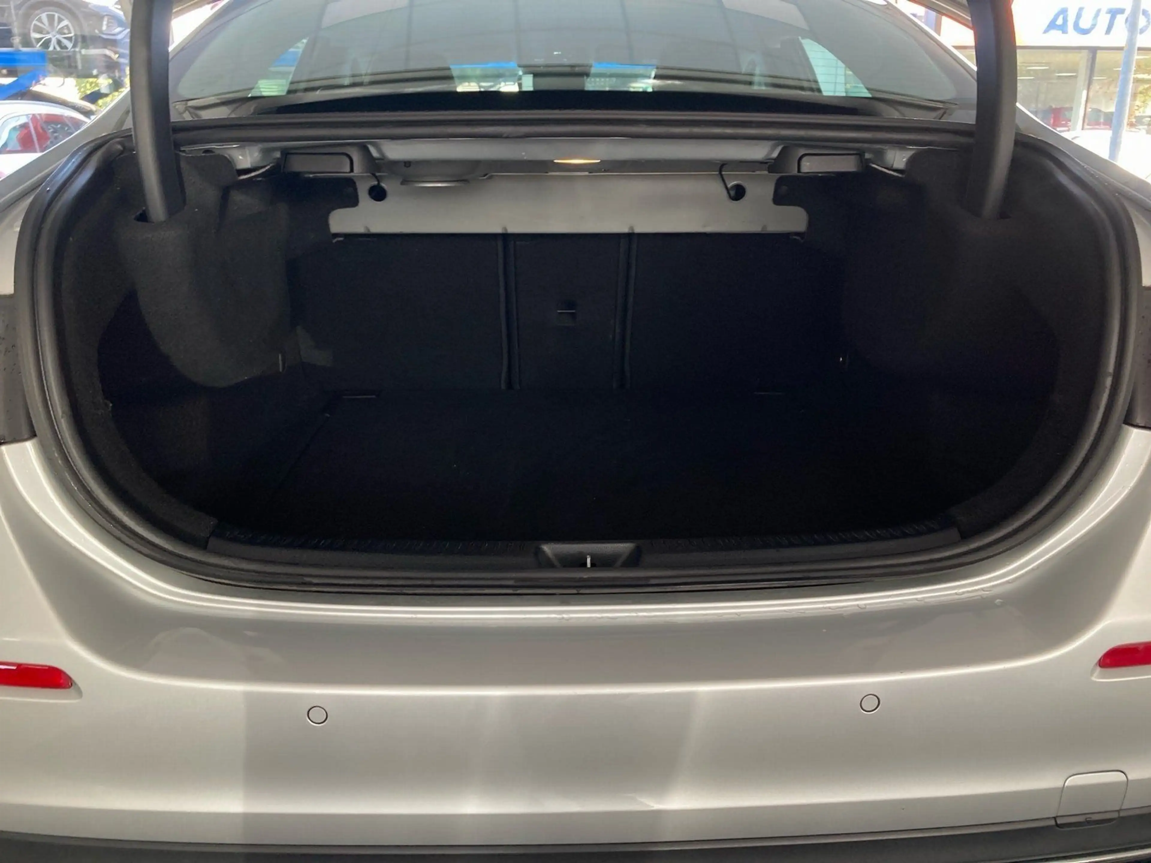 Mercedes-Benz A 180 d Lim. Progressive*LED*Kamera*Burmester* — photo 12