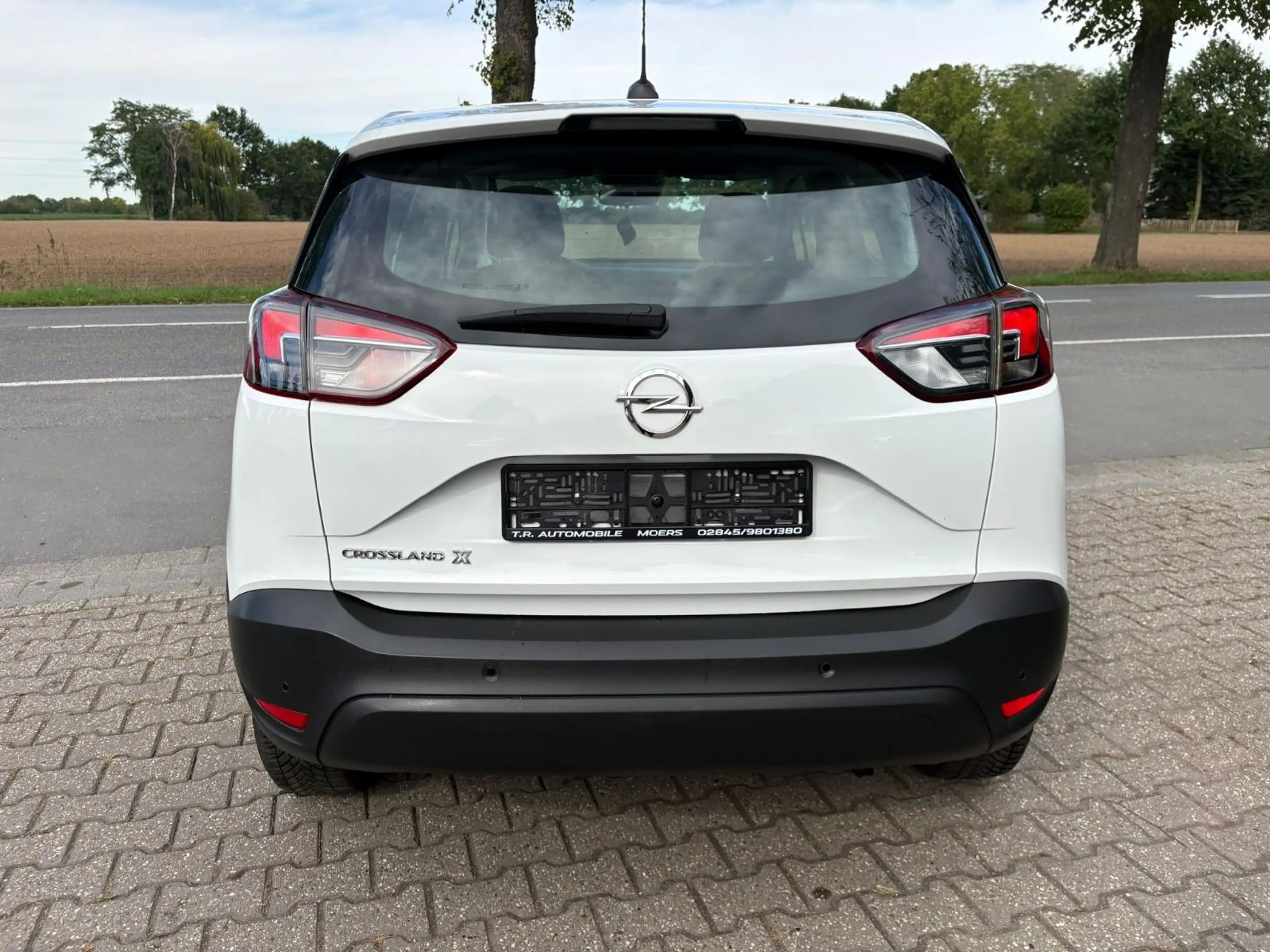 Opel Crossland X — photo 5