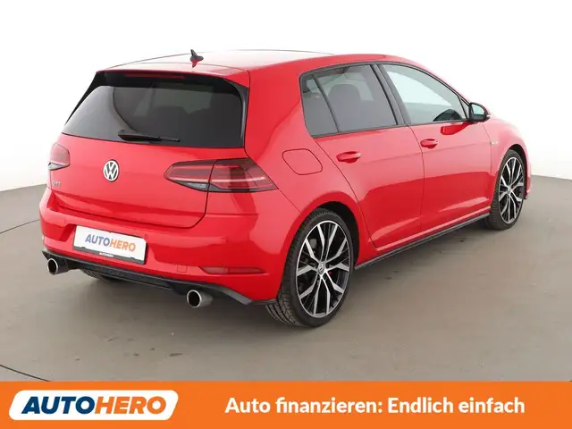 Volkswagen Golf view 6