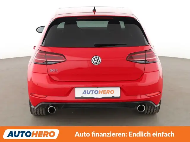 Volkswagen Golf view 5